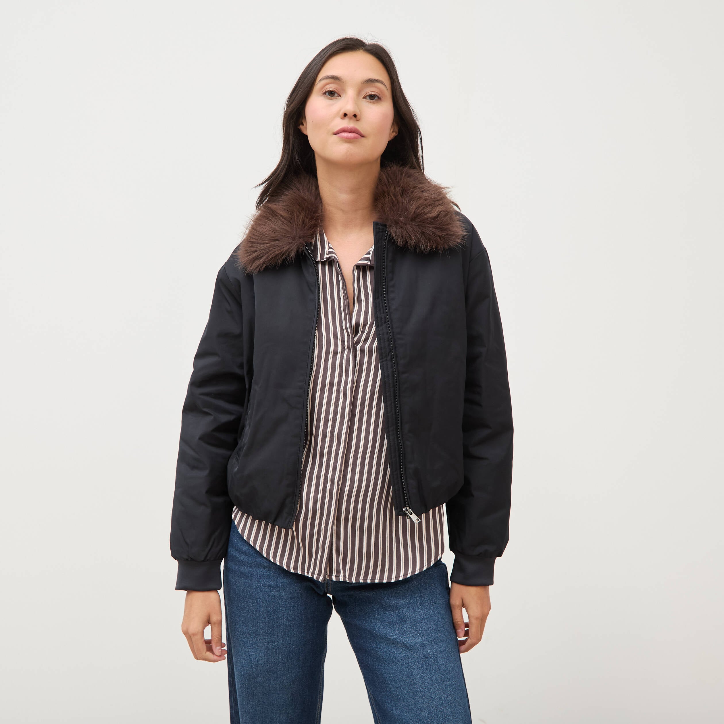Blouson ample court col classique noir femme