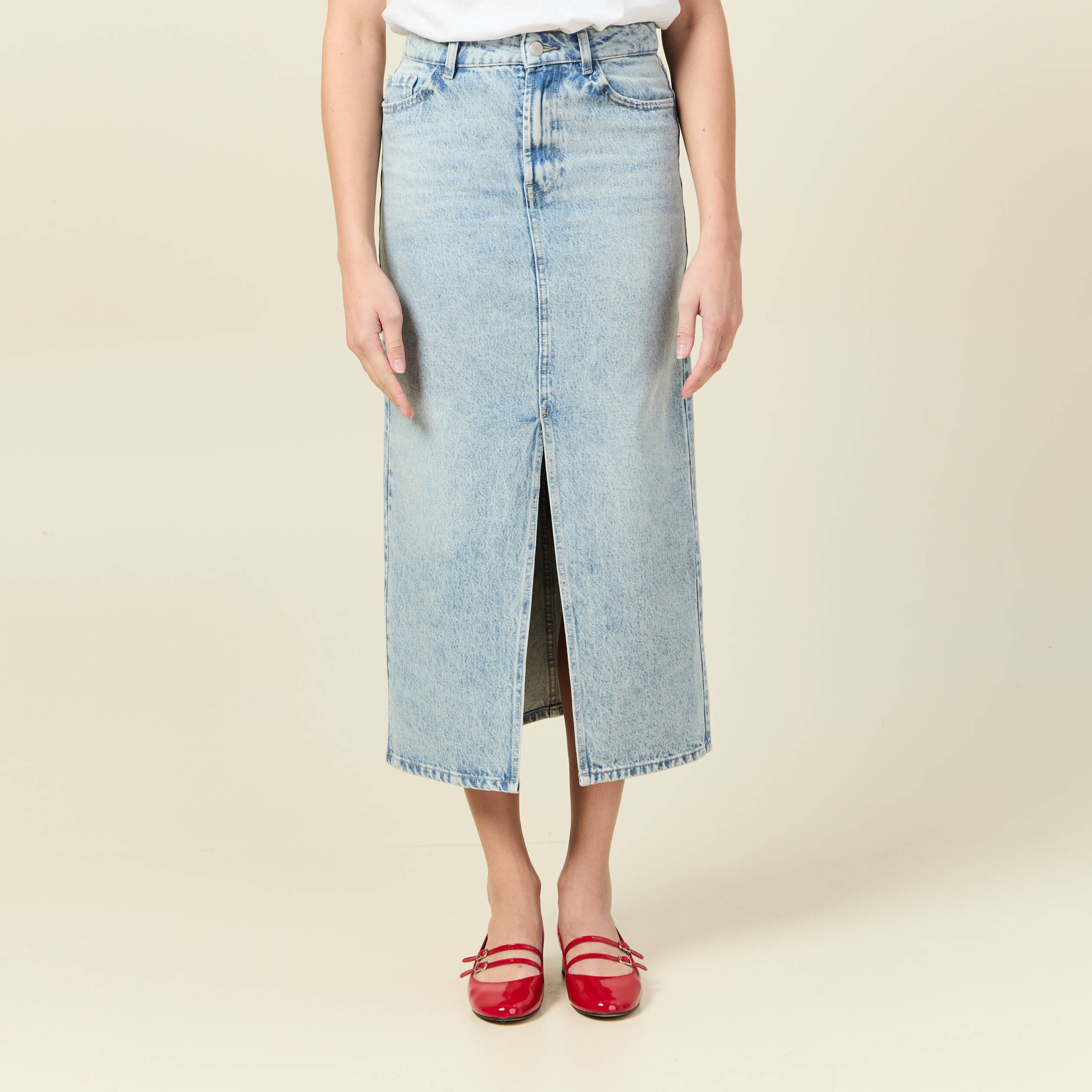 Jupe midi droite en jean denim bleach femme