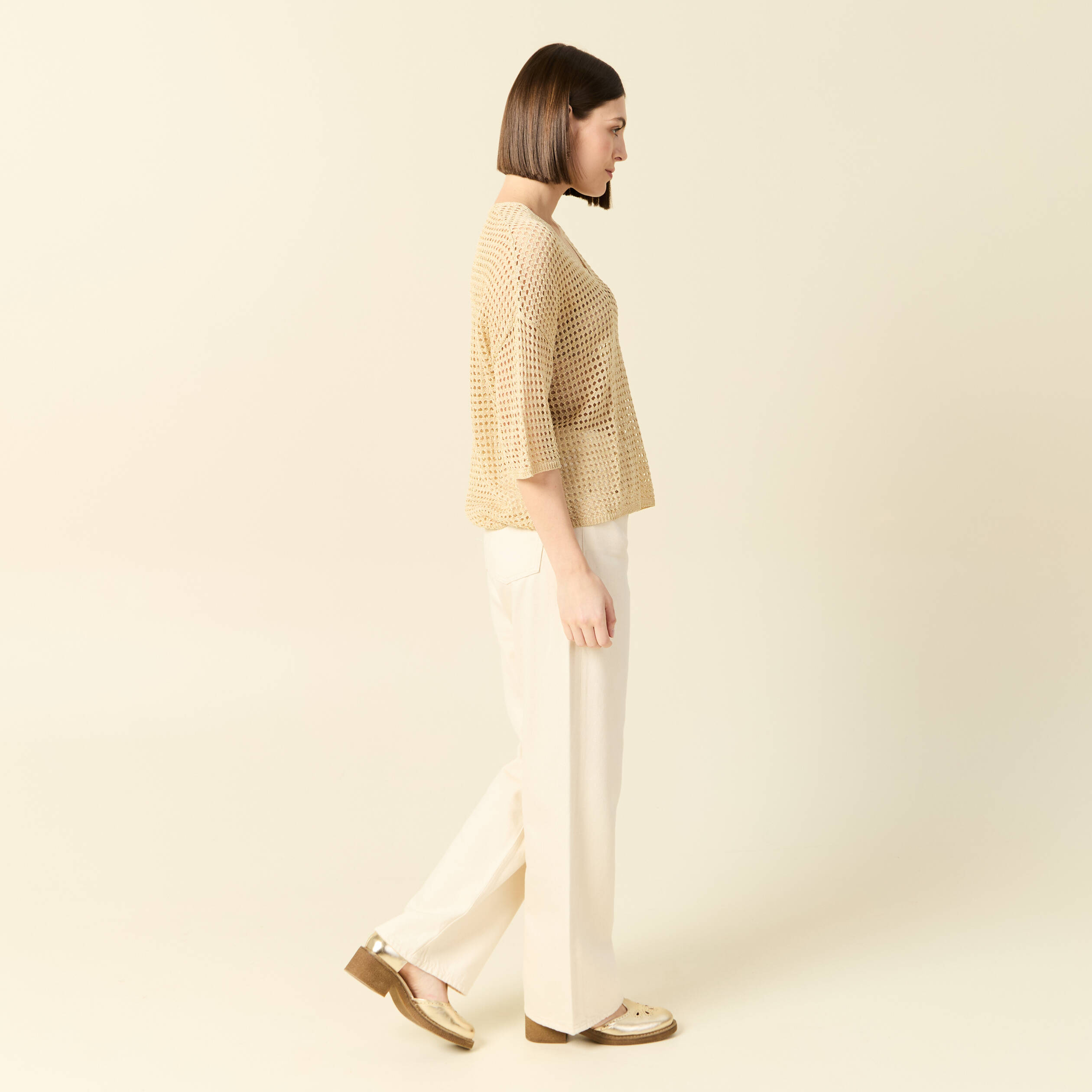 Pull manches courtes ajour&eacute; creme femme