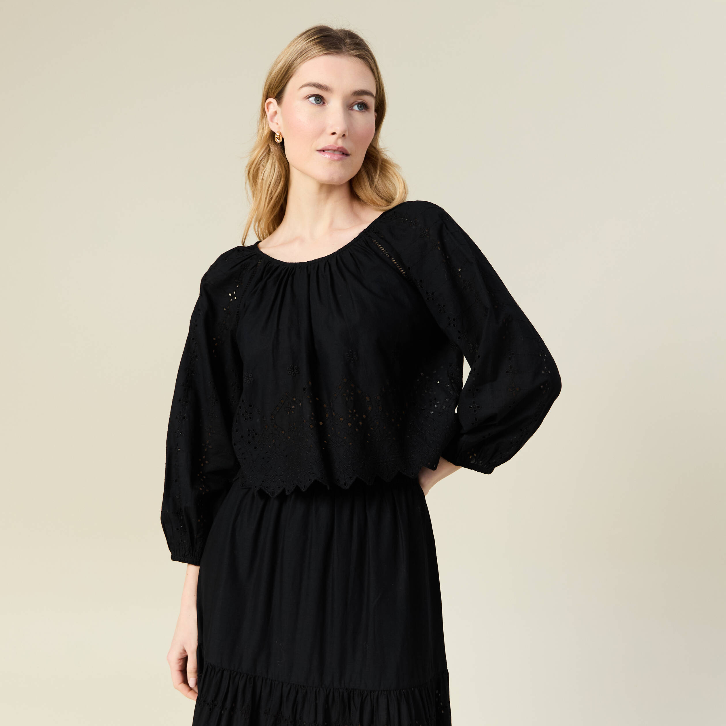 blouse manches 34 brodee noir femme Blouse manches 3/4 brodée noir femme