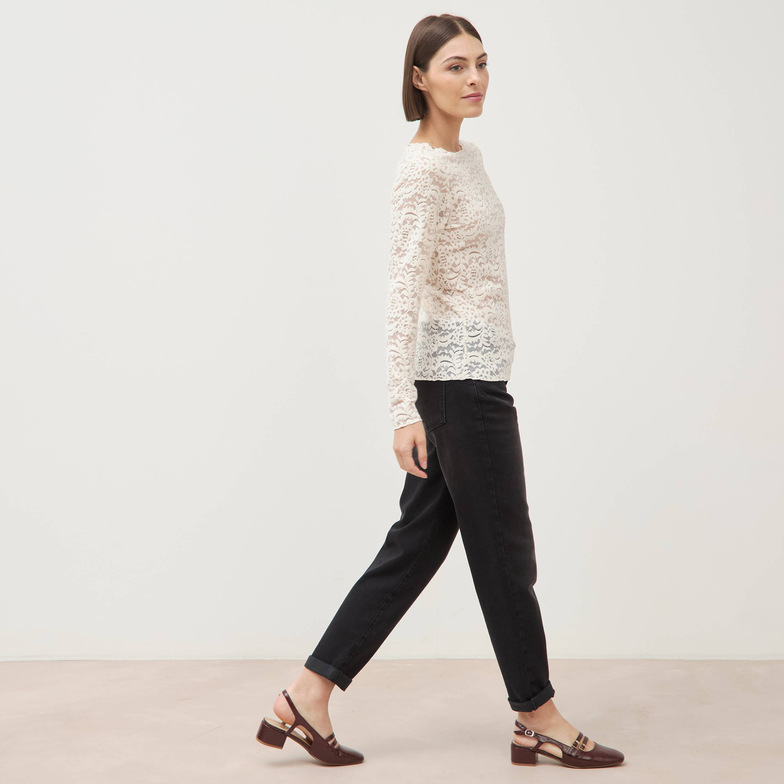 Blouse droite col bateau dentelle ivoire femme