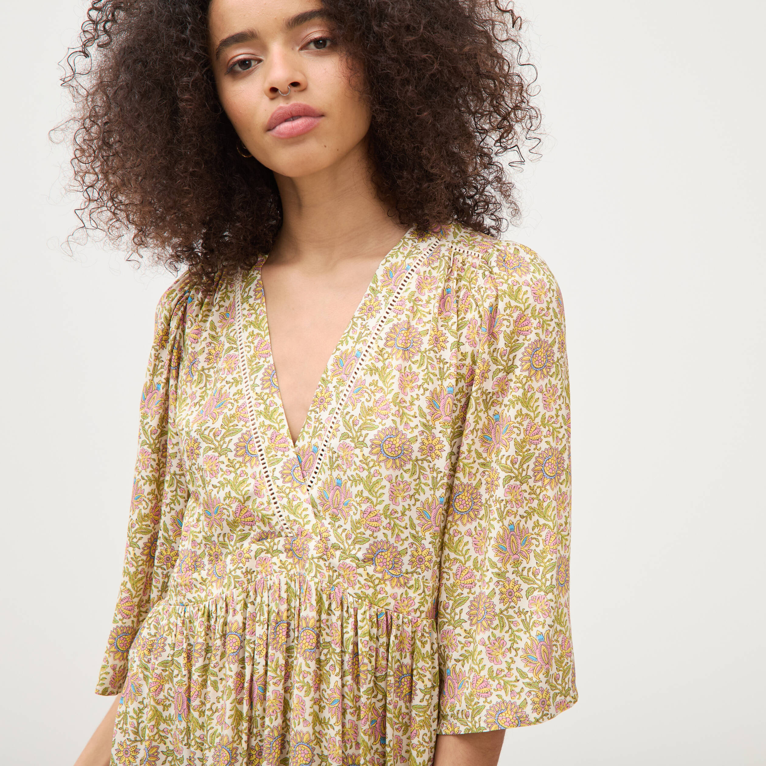 Robe fluide col v manches courtes vert femme