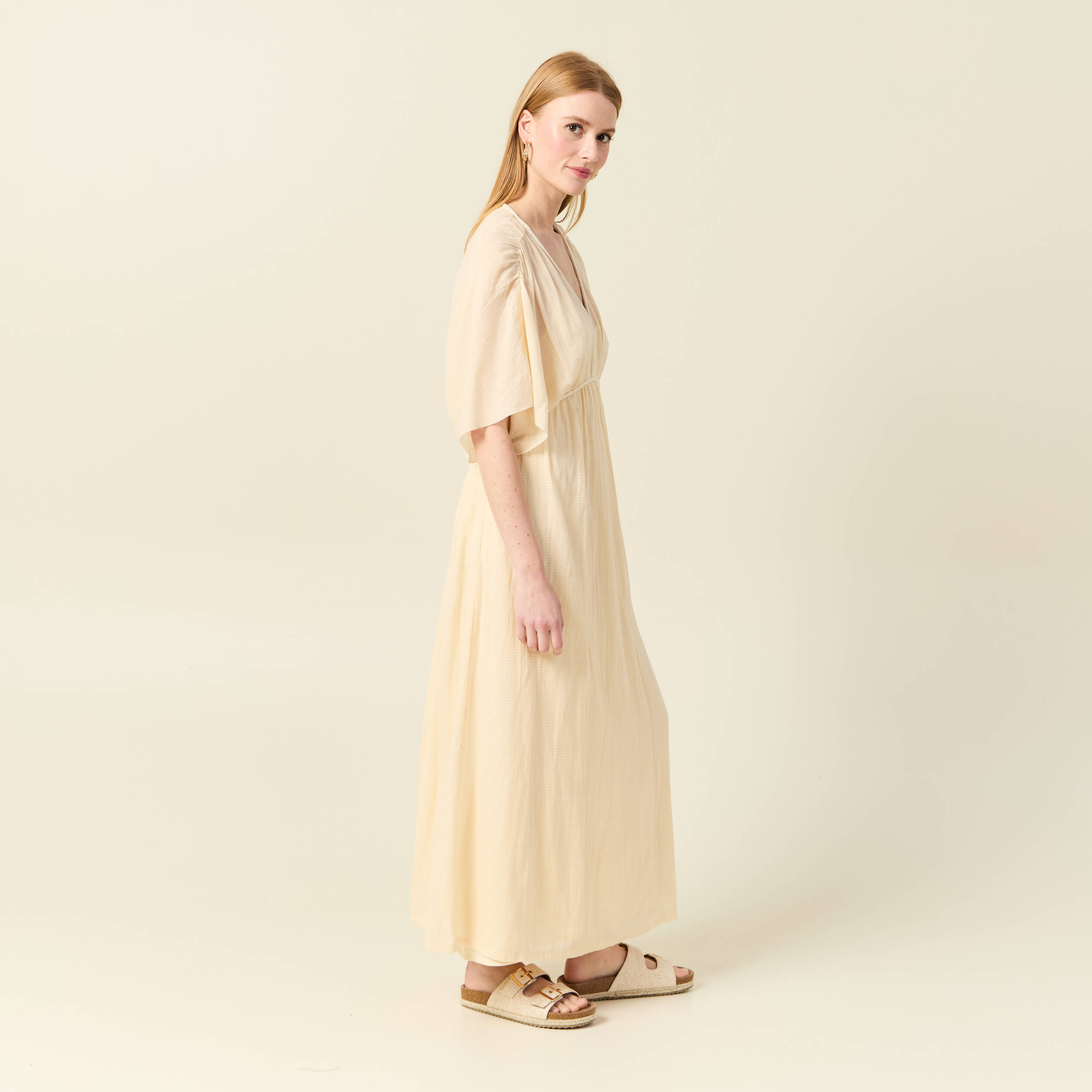 robe longue empire col en v creme femme Robe longue empire col en V creme femme