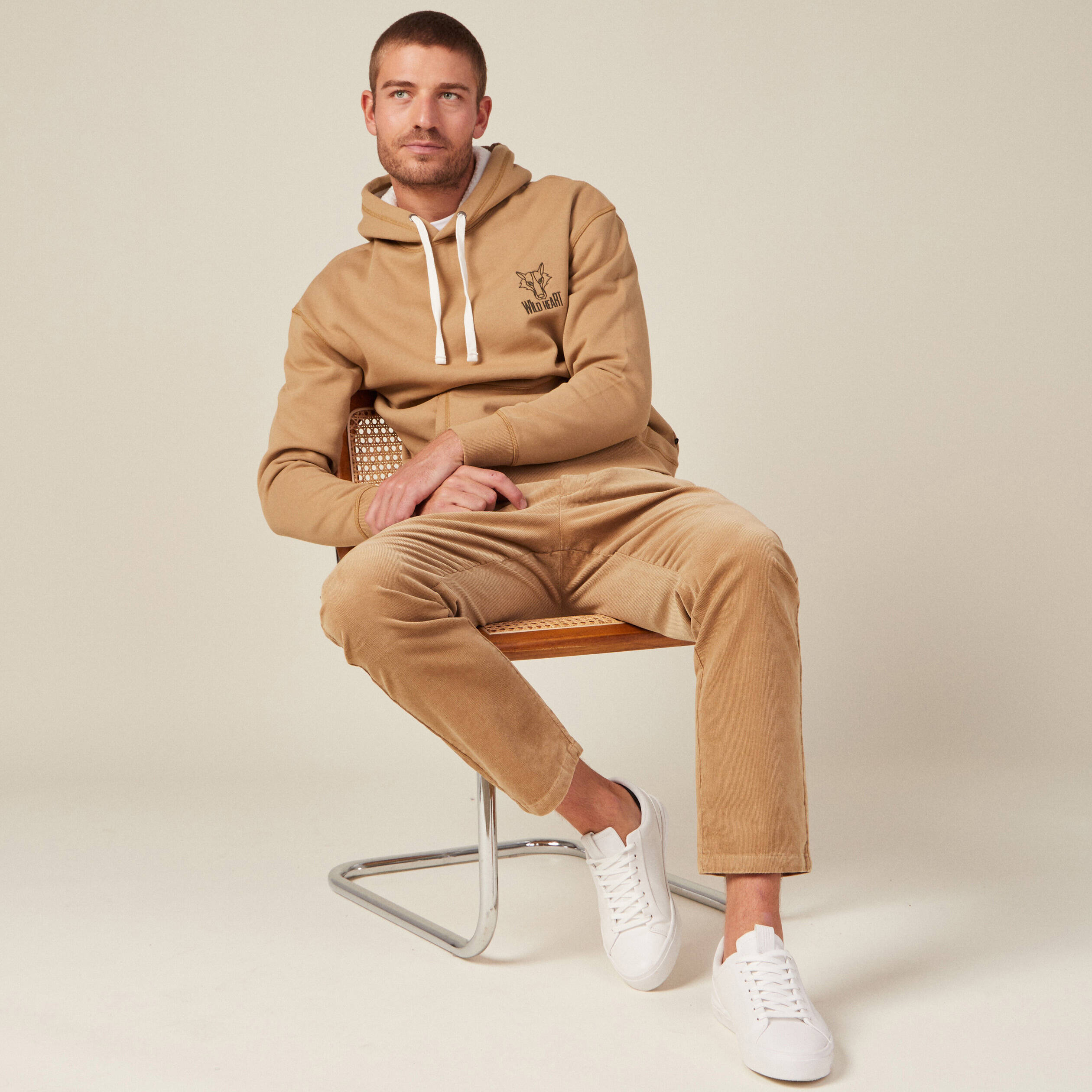 Sweat à capuche fourrée beige homme