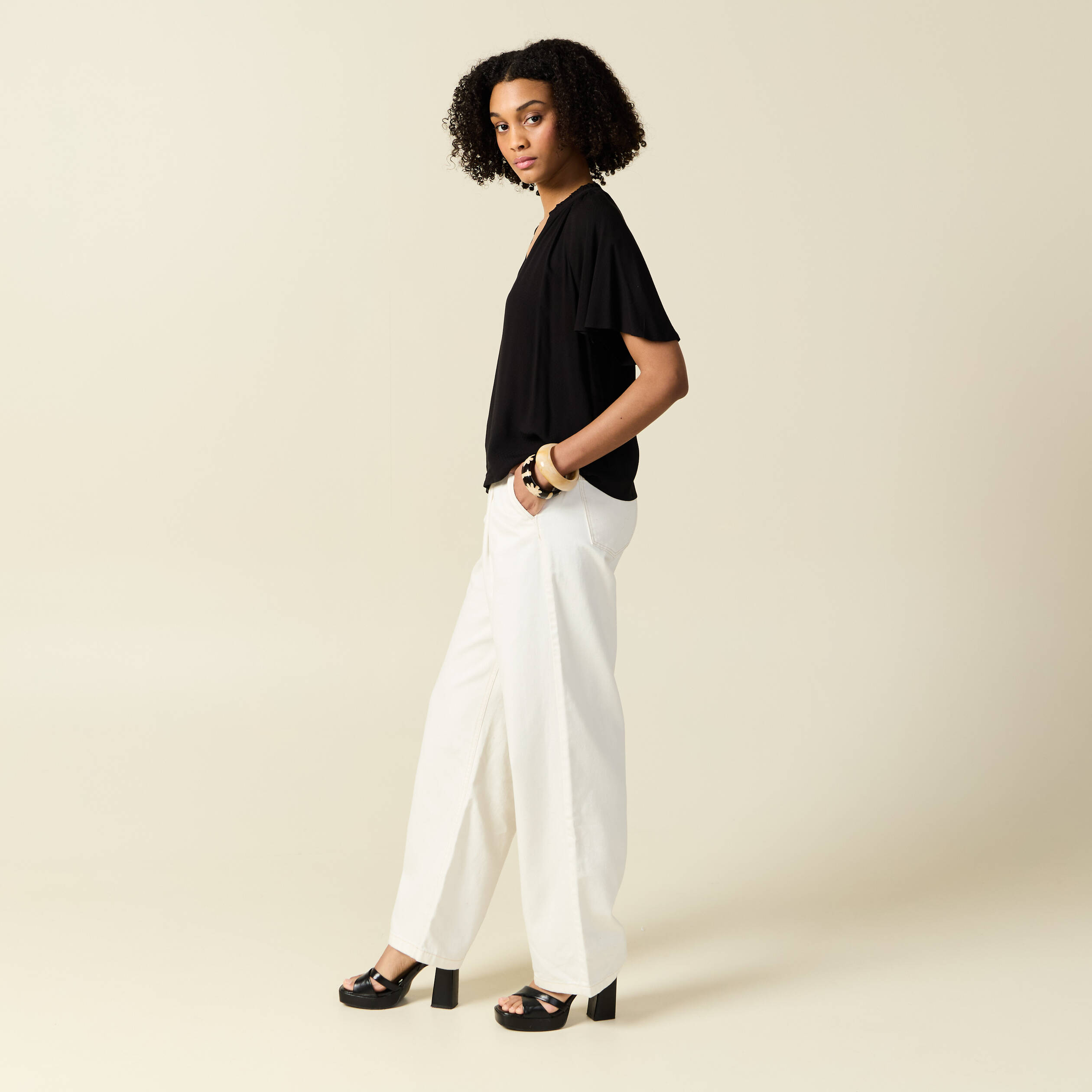 blouse manches courtes noir femme Blouse manches courtes noir femme