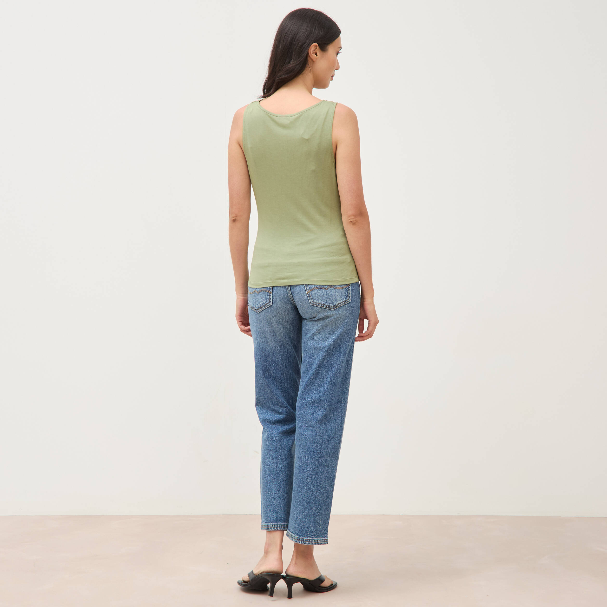 D&eacute;bardeur ajust&eacute; col b&eacute;nitier vert kaki femme