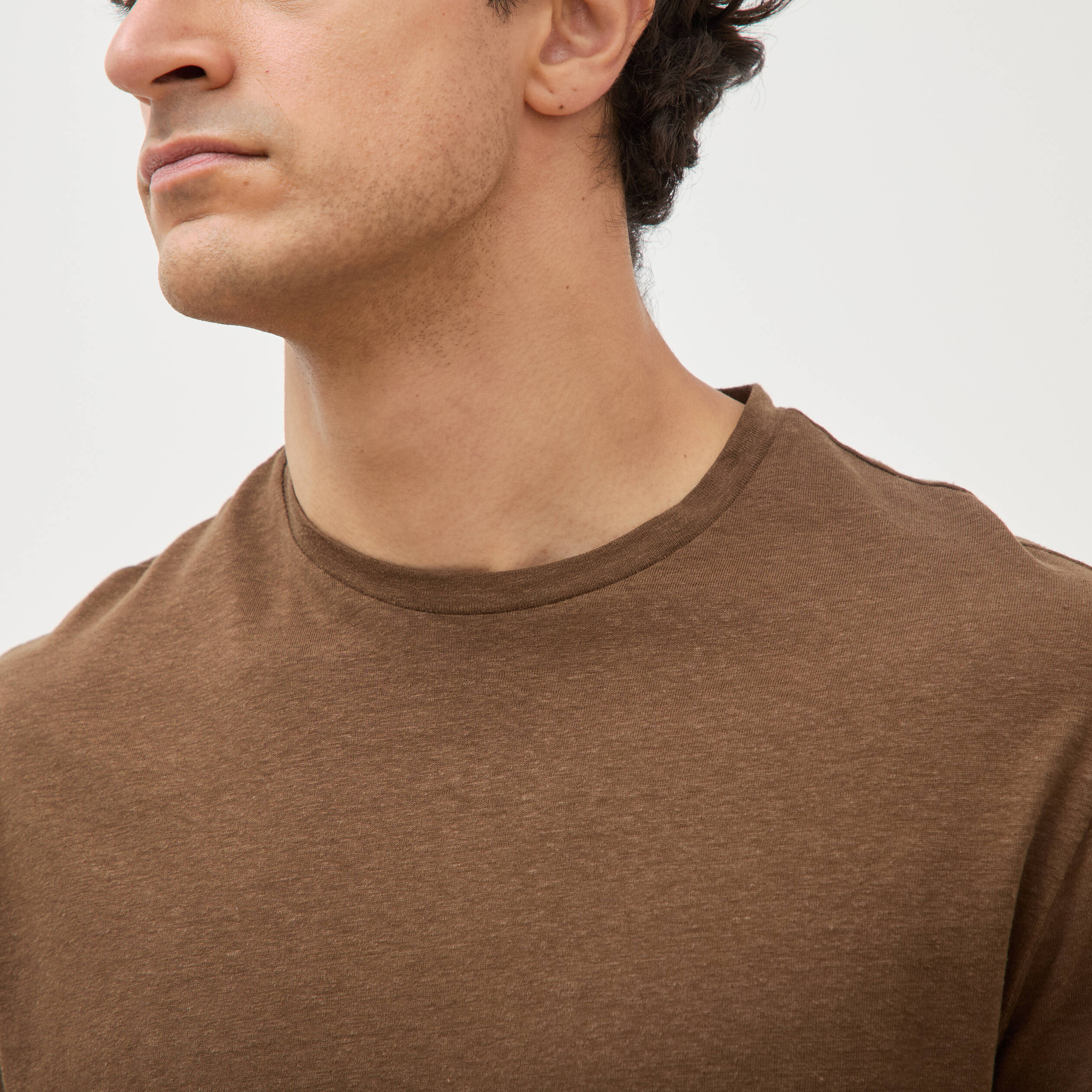 T-shirt ras de cou manches courtes taupe homme