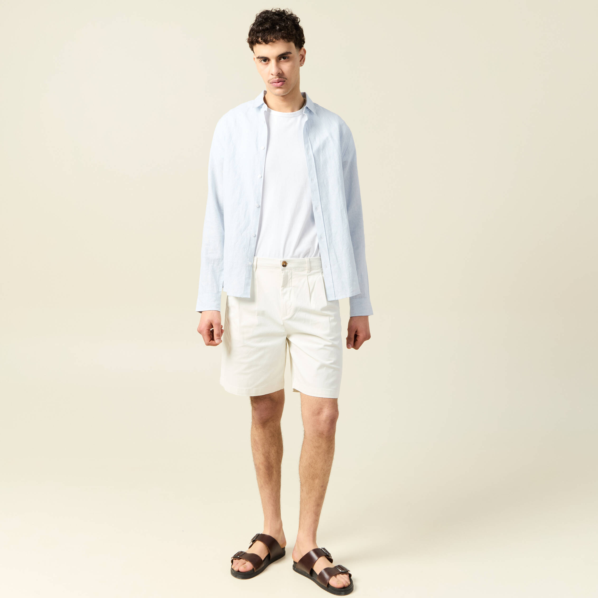 bermuda droit avec pinces ecru homme Bermuda droit avec pinces ecru homme