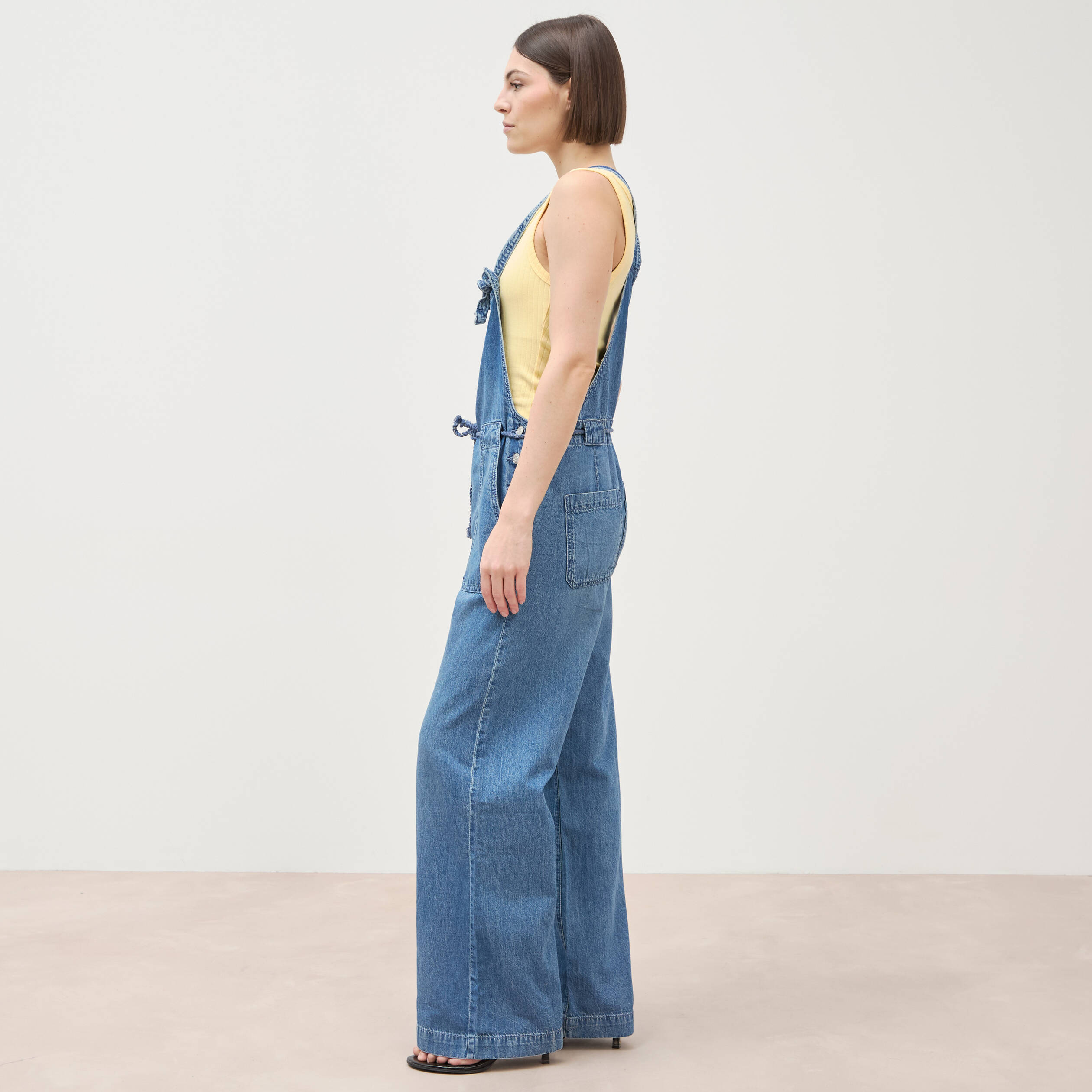 Salopette loose en jeans denim bleach femme