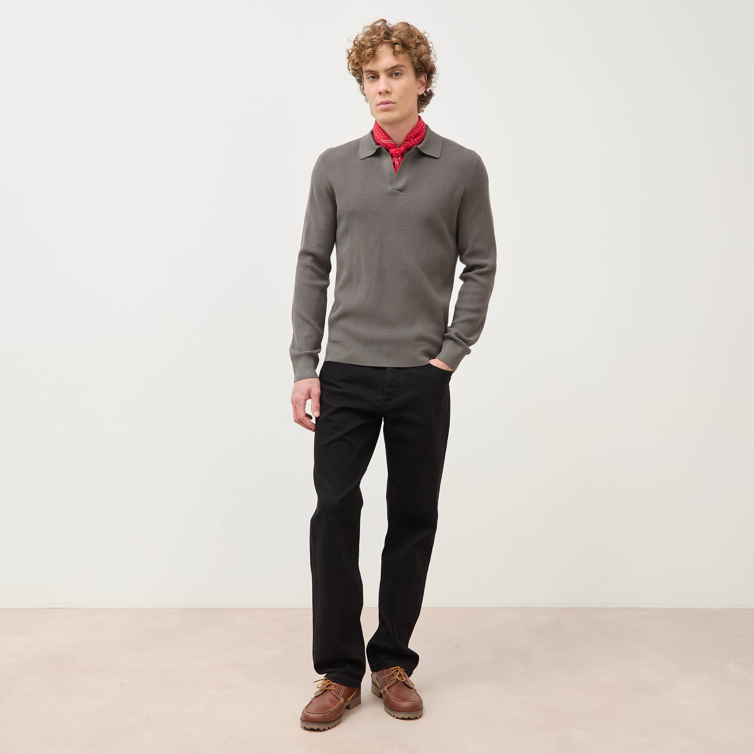 Pull manches longues vert fonc&eacute; homme