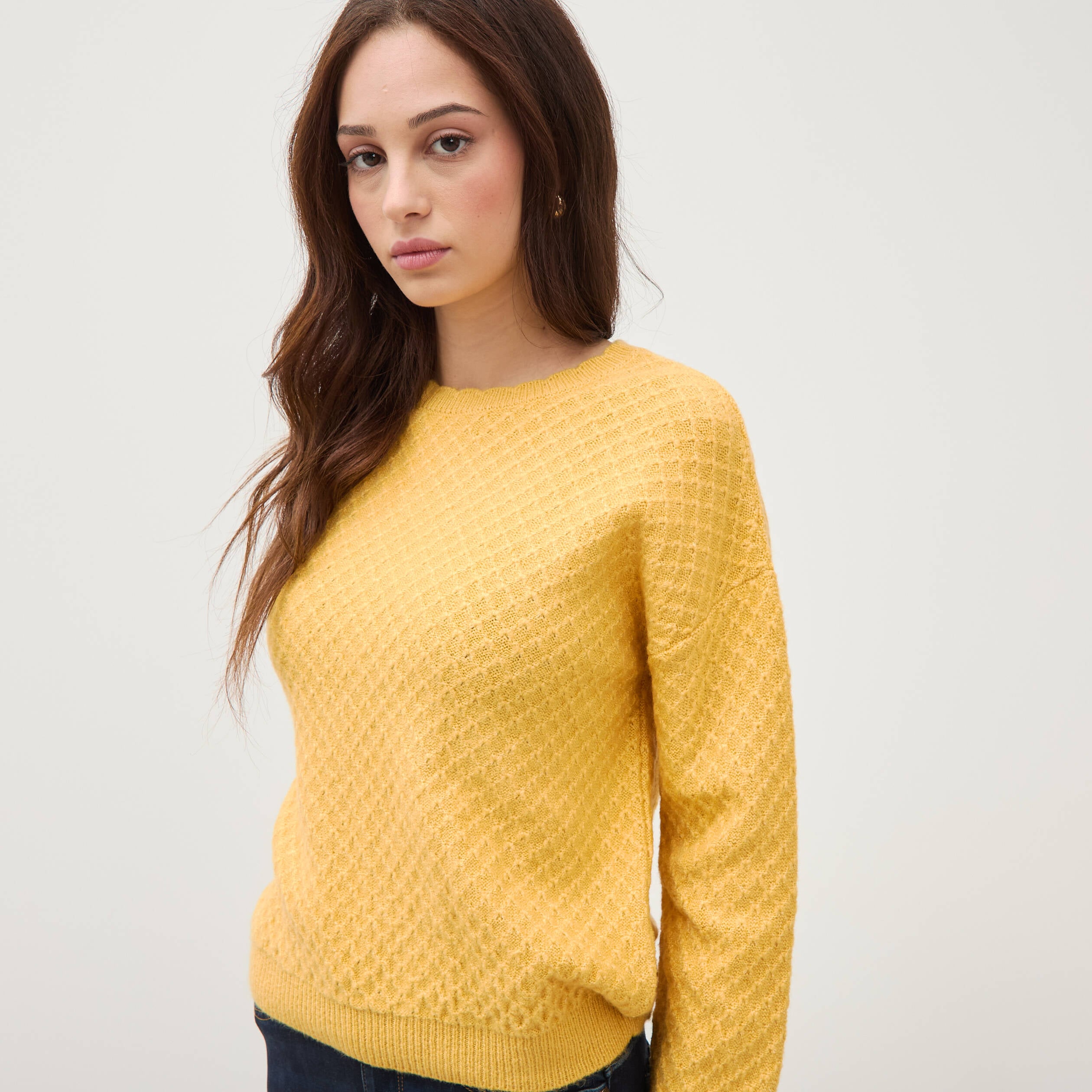 Pull droit col rond manches longues jaune femme