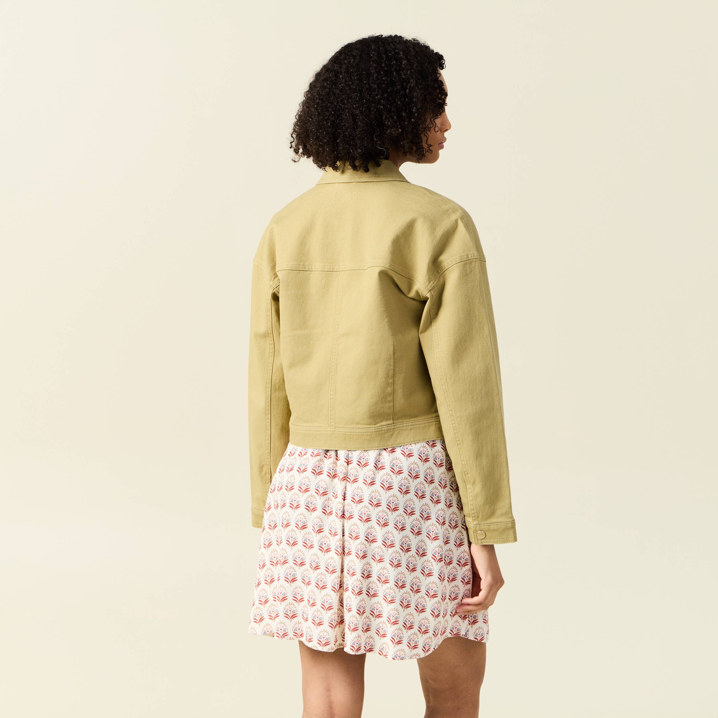 blouson boutonne vert olive femme Blouson boutonné vert olive femme