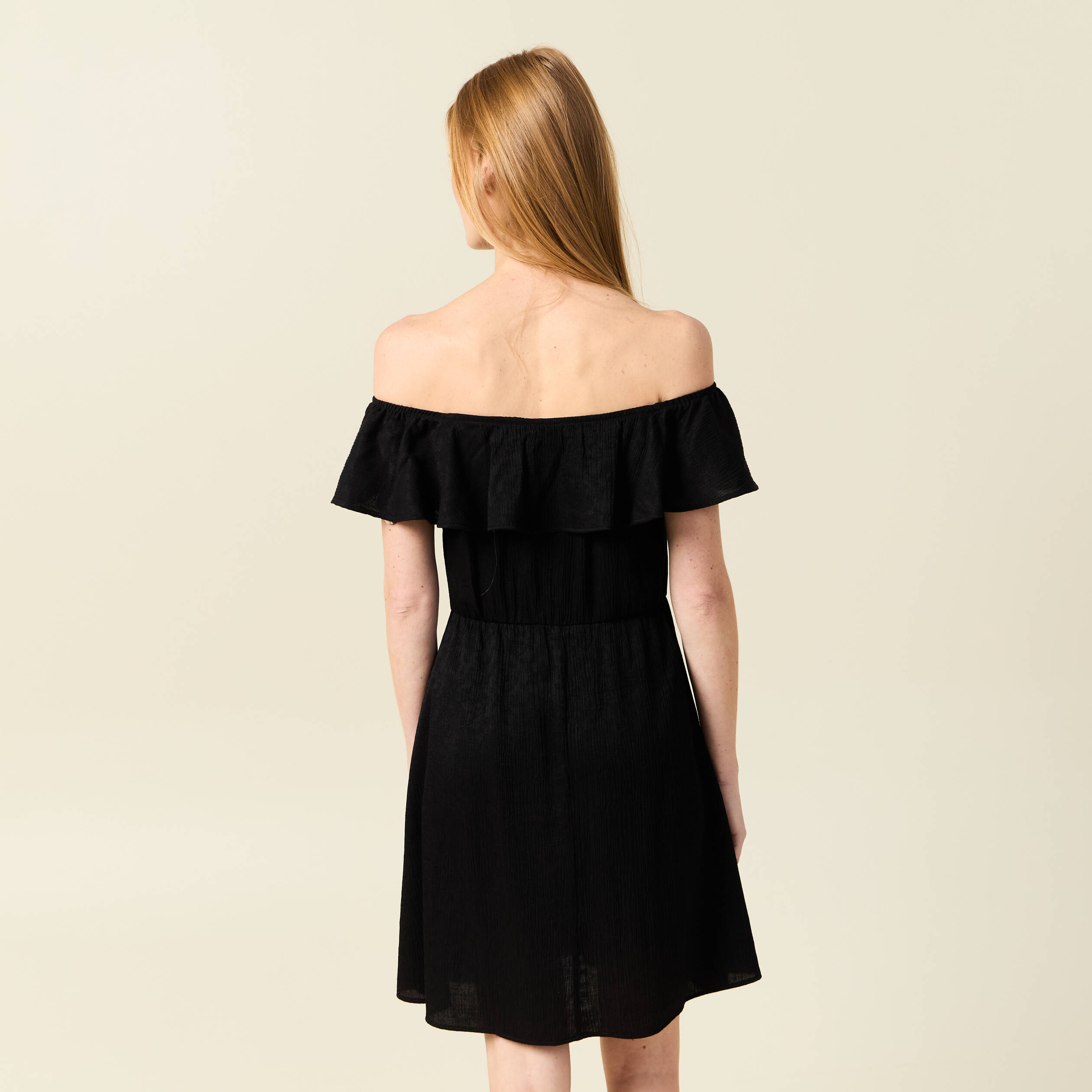 robe col carre manches courtes noir femme Robe col carré manches courtes noir femme