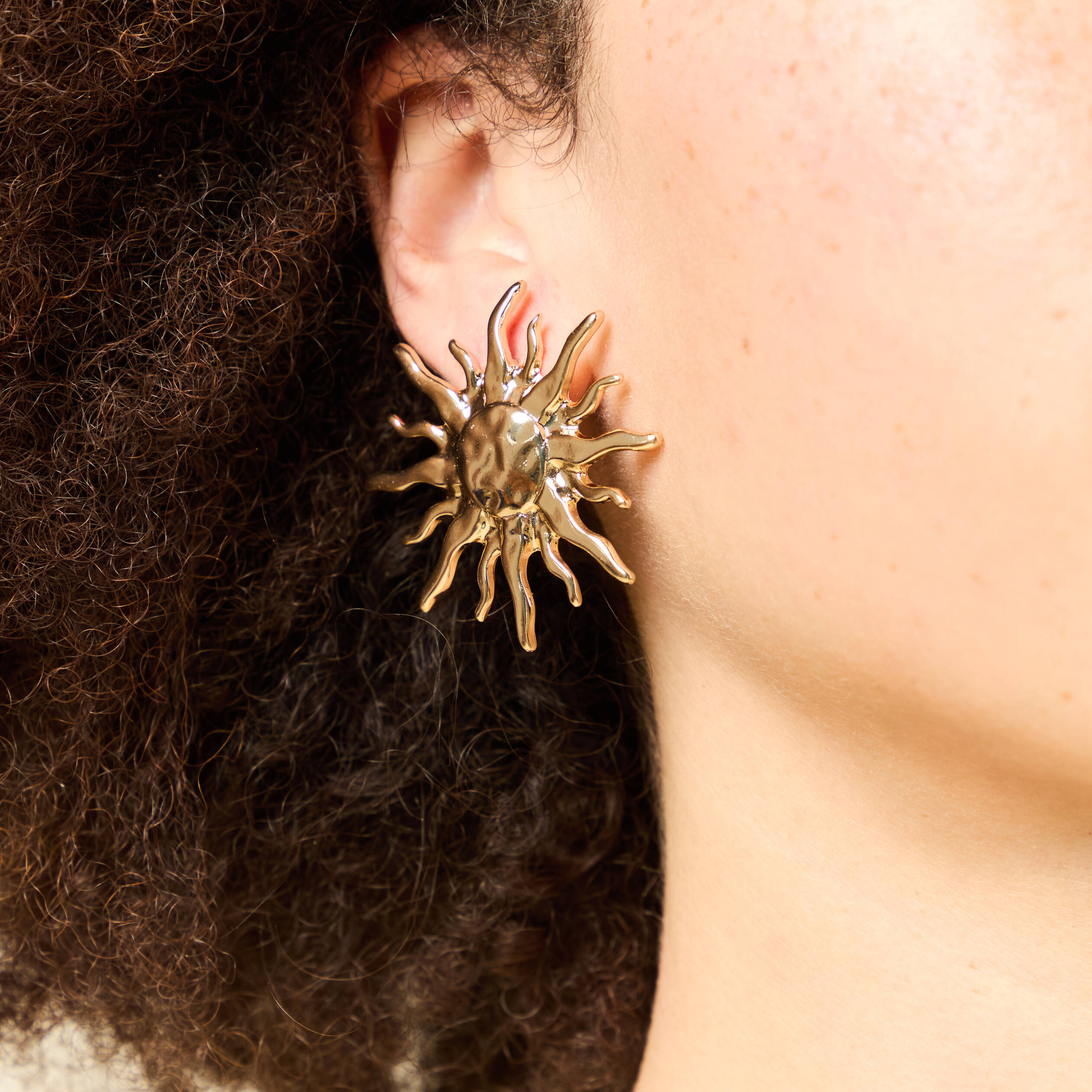 Boucles d'oreilles couleur or femme