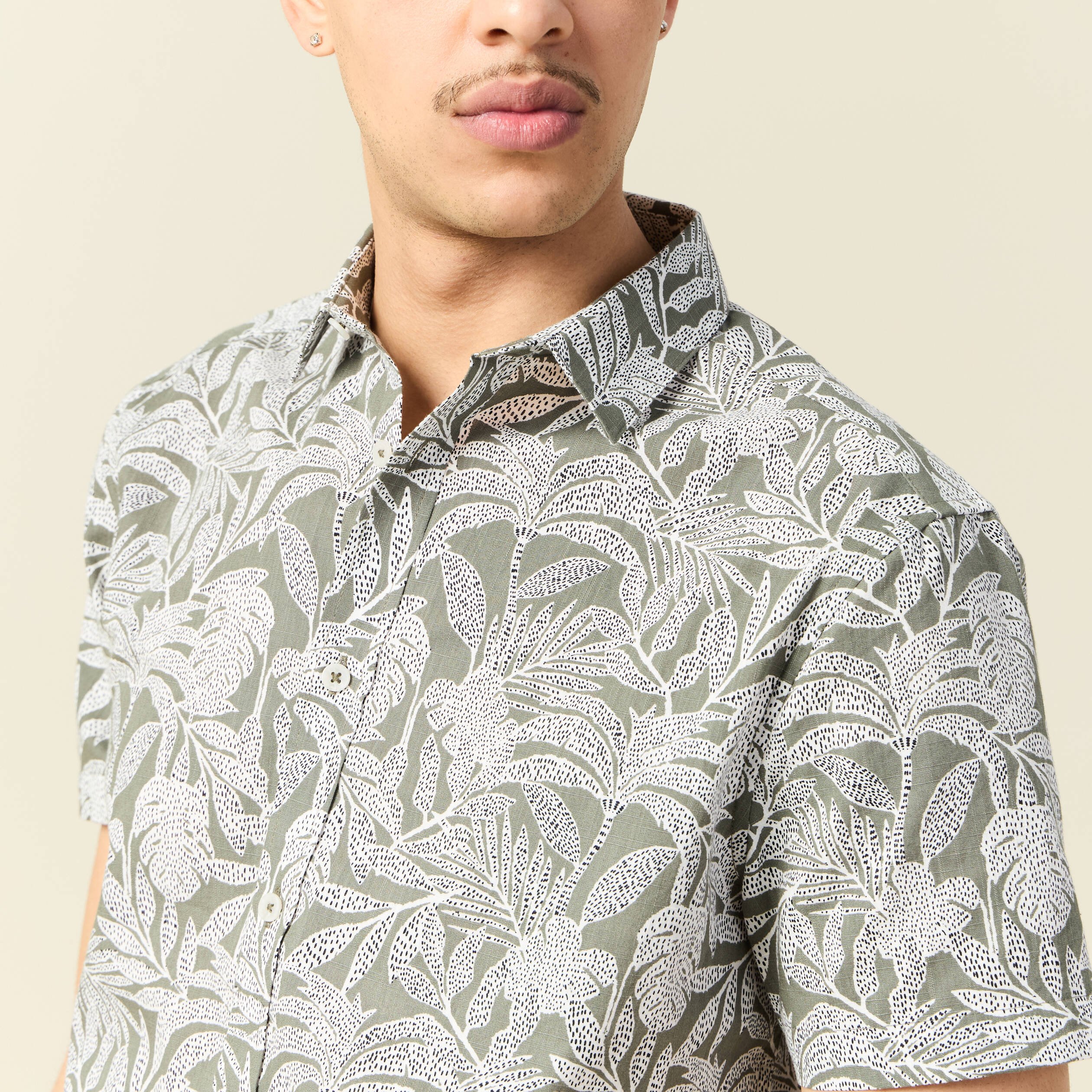 chemise manches courtes vert kaki homme Chemise manches courtes vert kaki homme