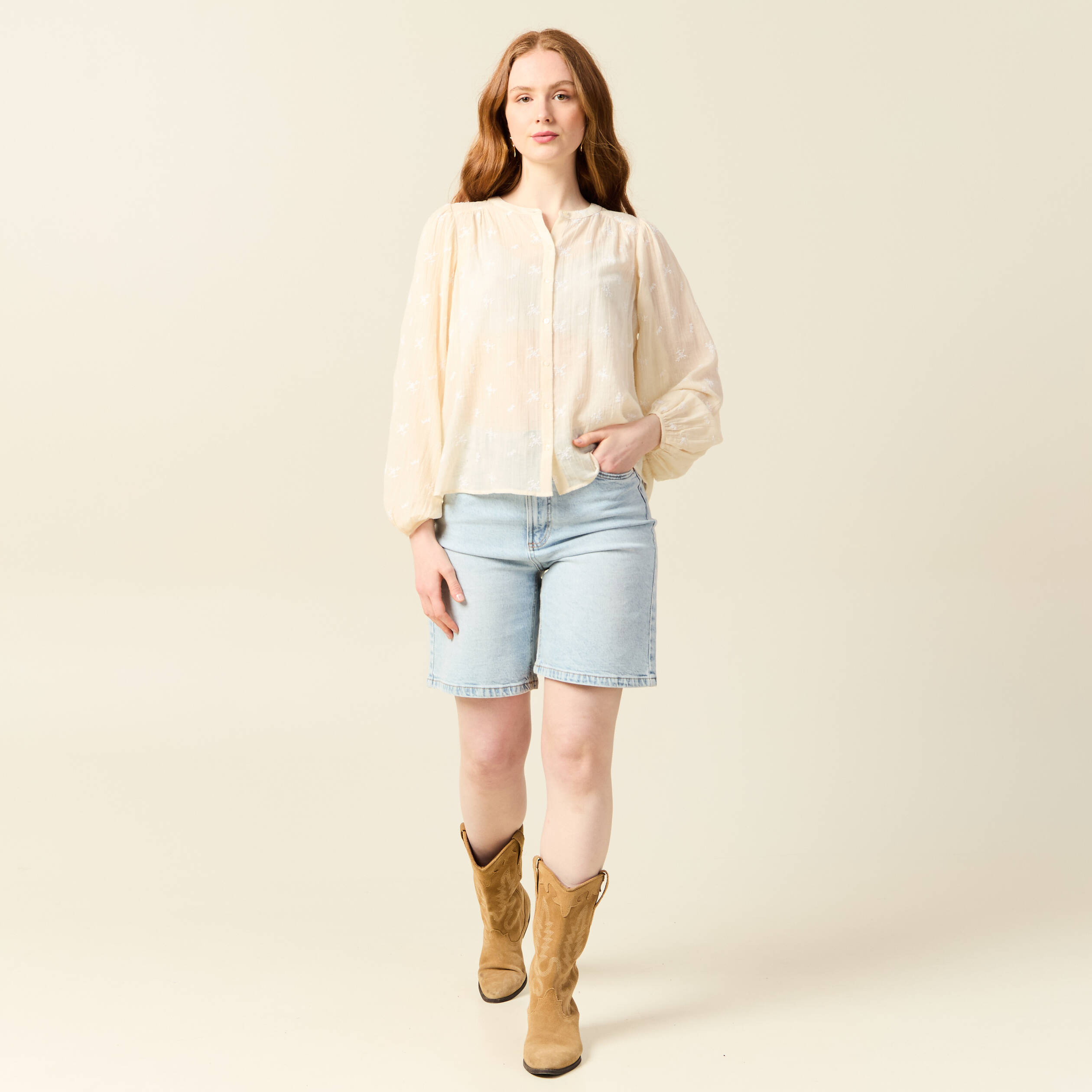 blouse manches longues brodee creme femme Blouse manches longues brodée creme femme