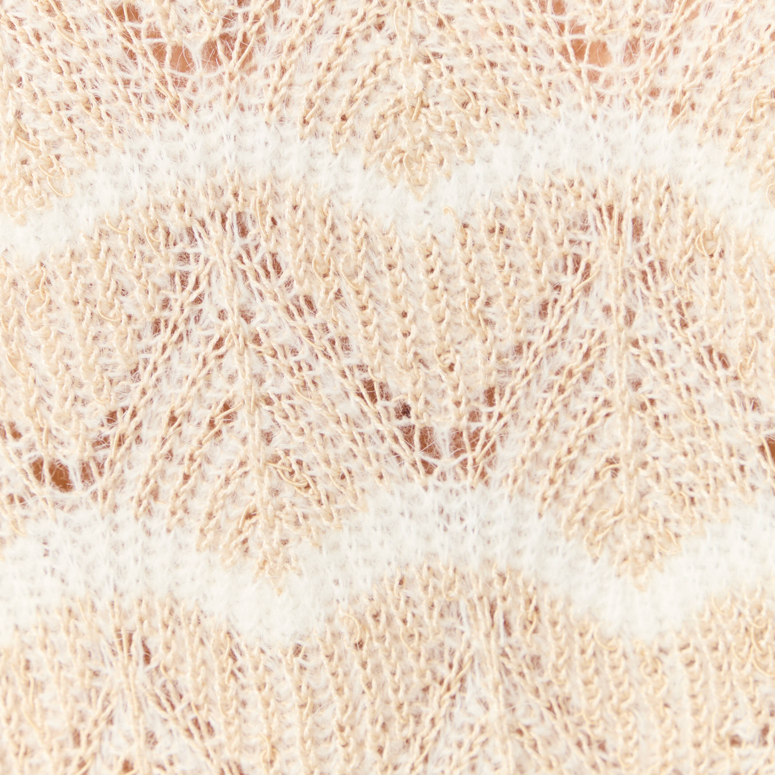 Pull manches longues ajour&eacute; creme femme