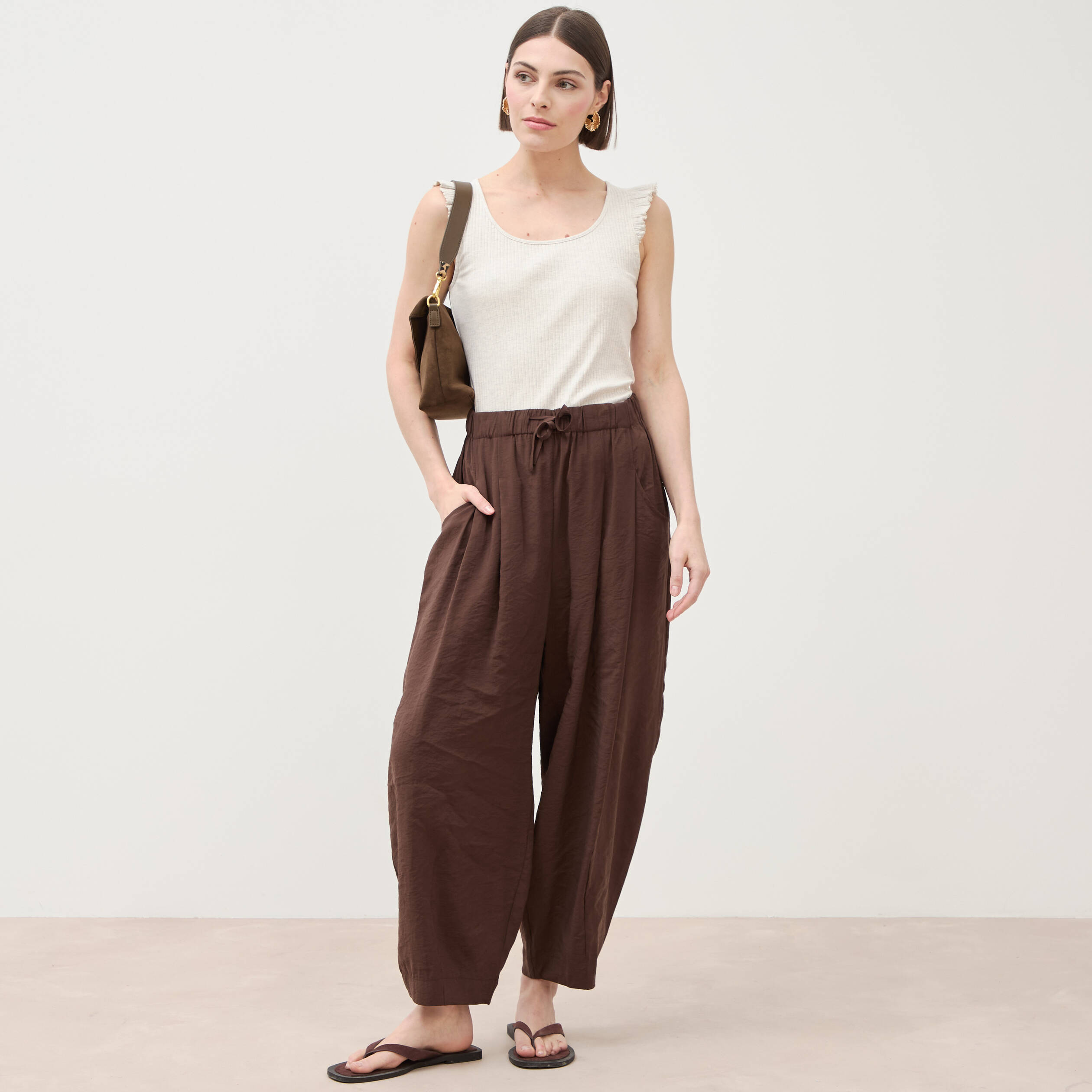 Pantalon loose taille standard marron fonc&eacute; femme