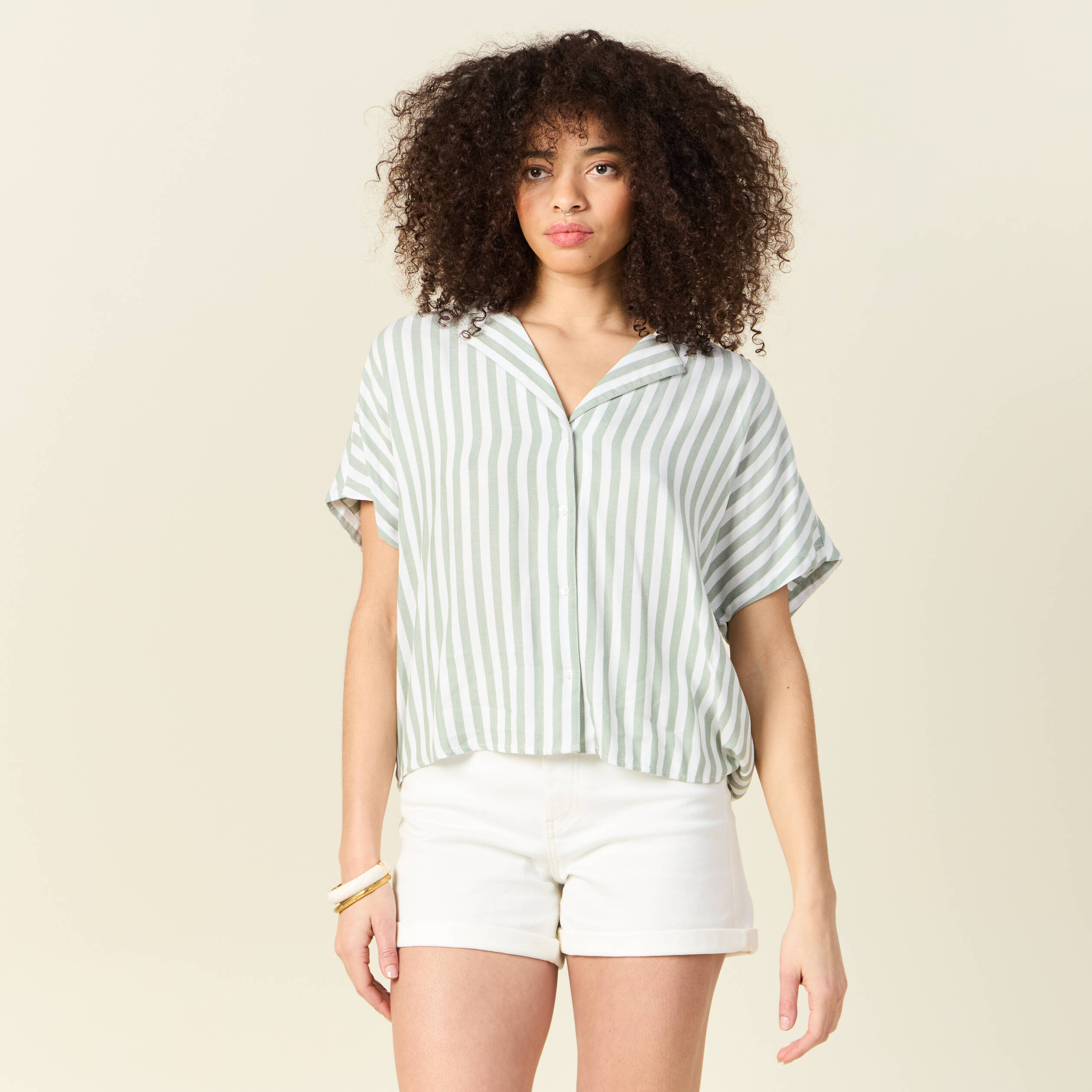 chemise manches 34 vert olive femme Chemise manches 3/4 vert olive femme