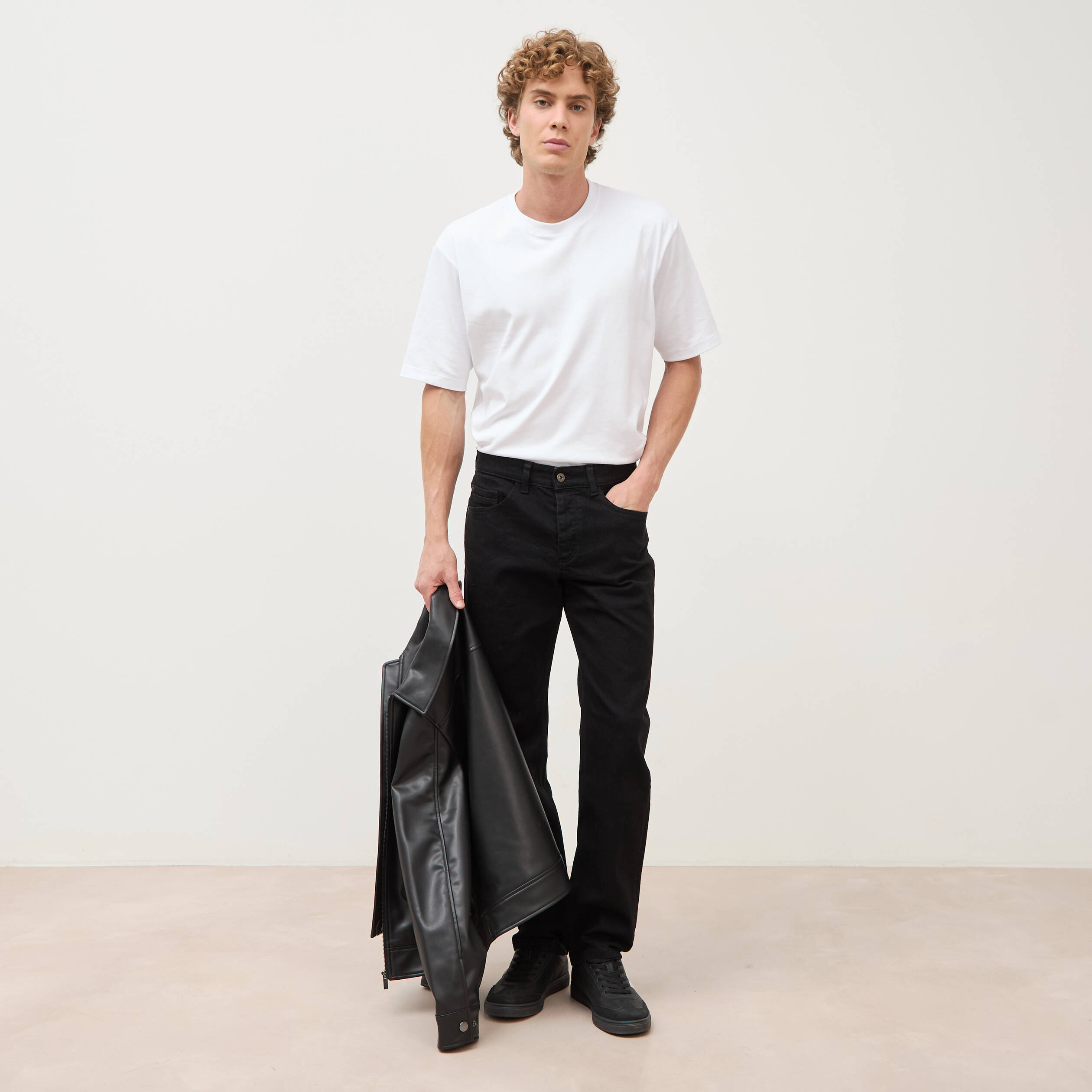 Jeans straight longueur 32 denim noir homme