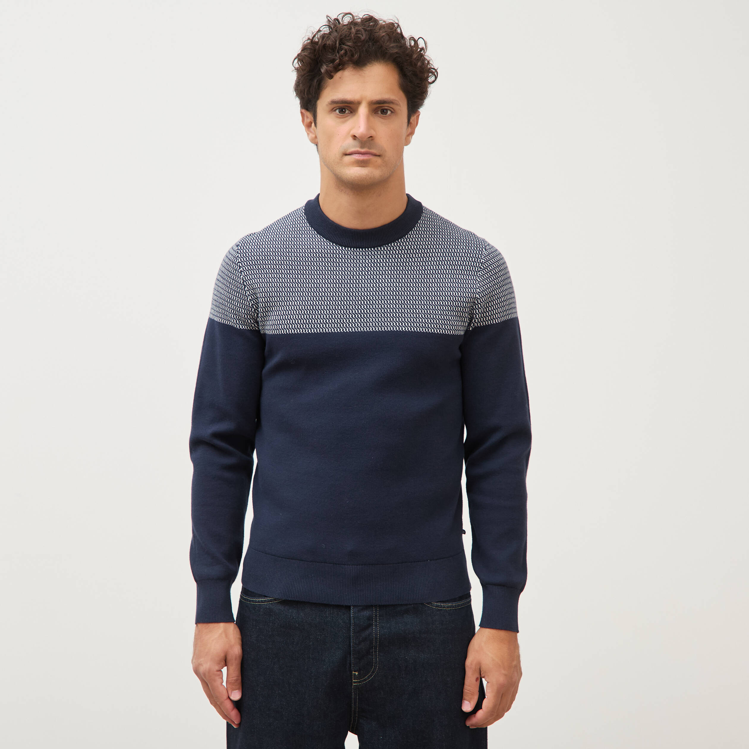 Pull droit fin col rond manches longues bleu marine homme