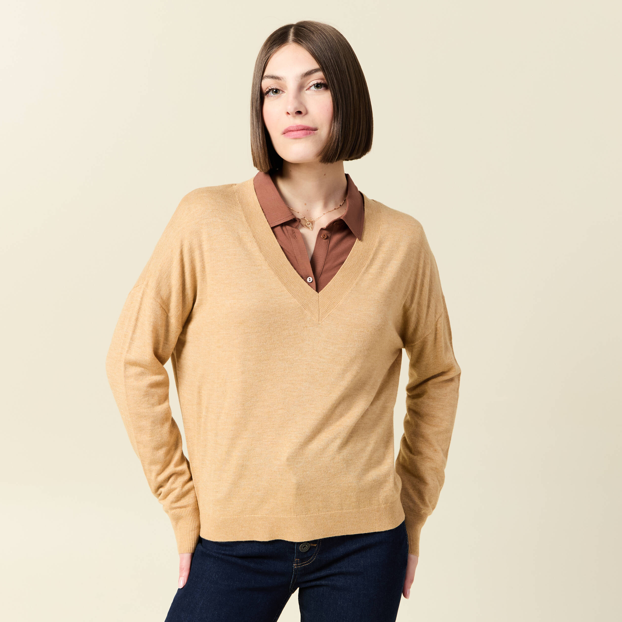 pull fin col v manches longues marron clair femme Pull fin col V manches longues marron clair femme