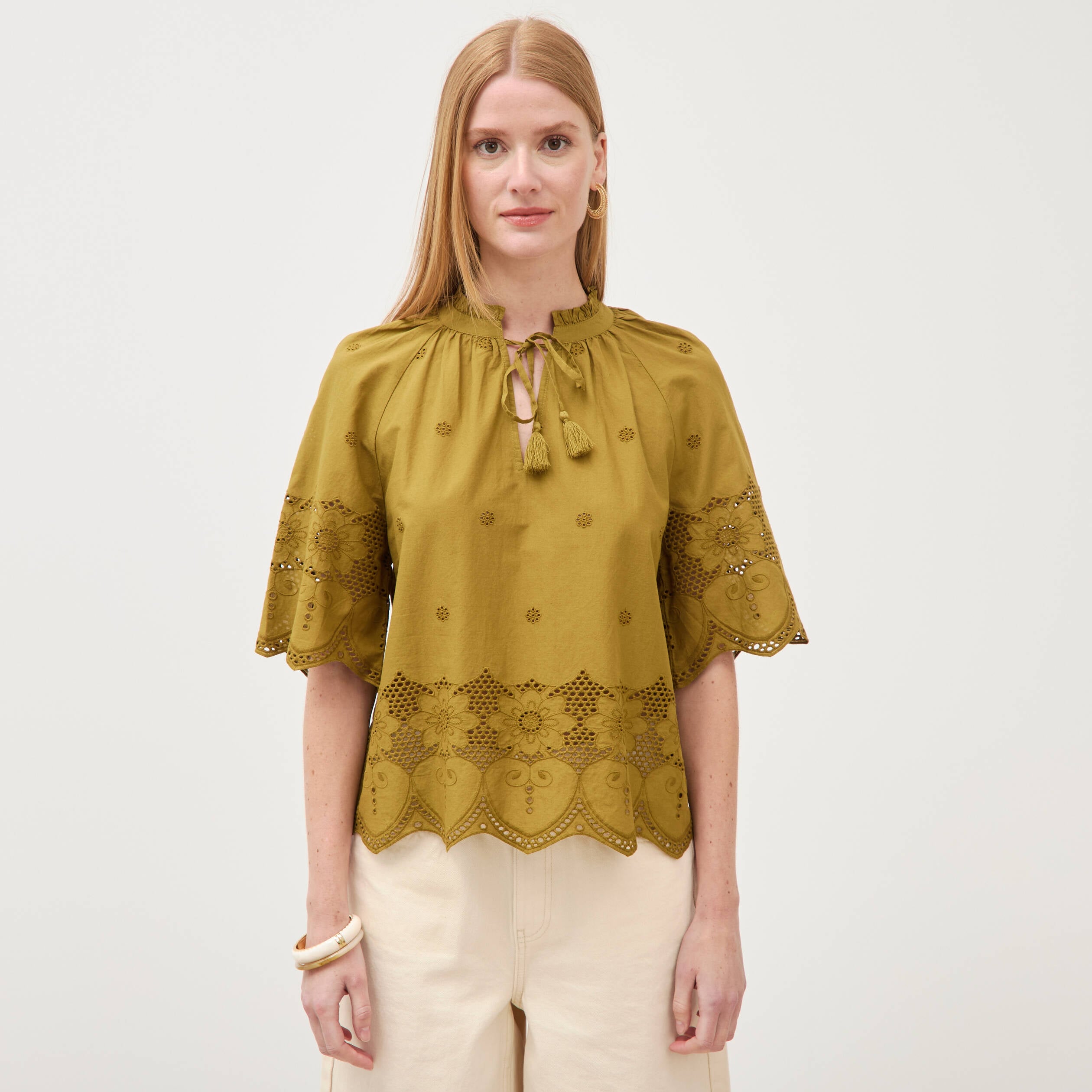 Blouse en coton manches courtes dentelle vert kaki femme