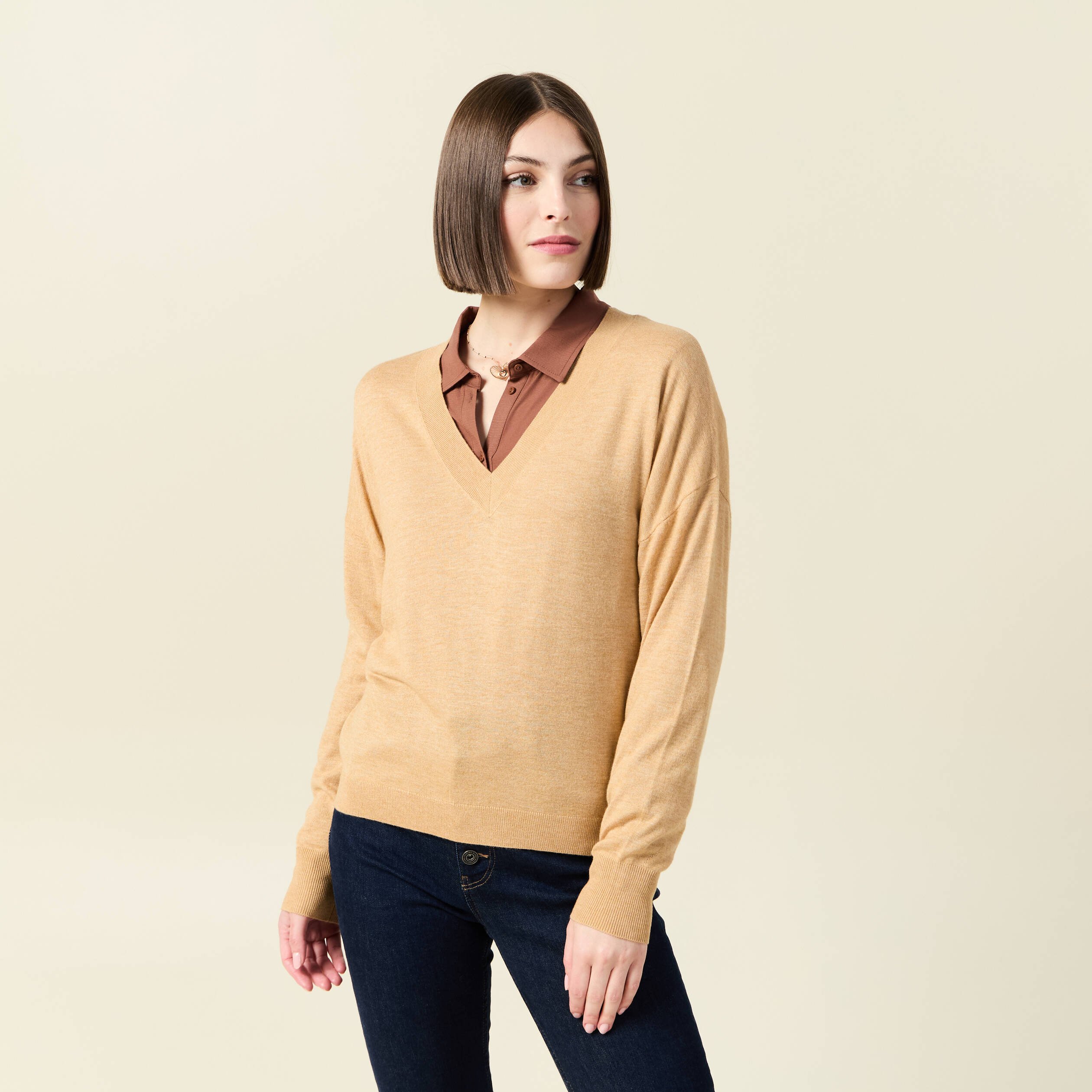 pull fin col v manches longues marron clair femme Pull fin col V manches longues marron clair femme