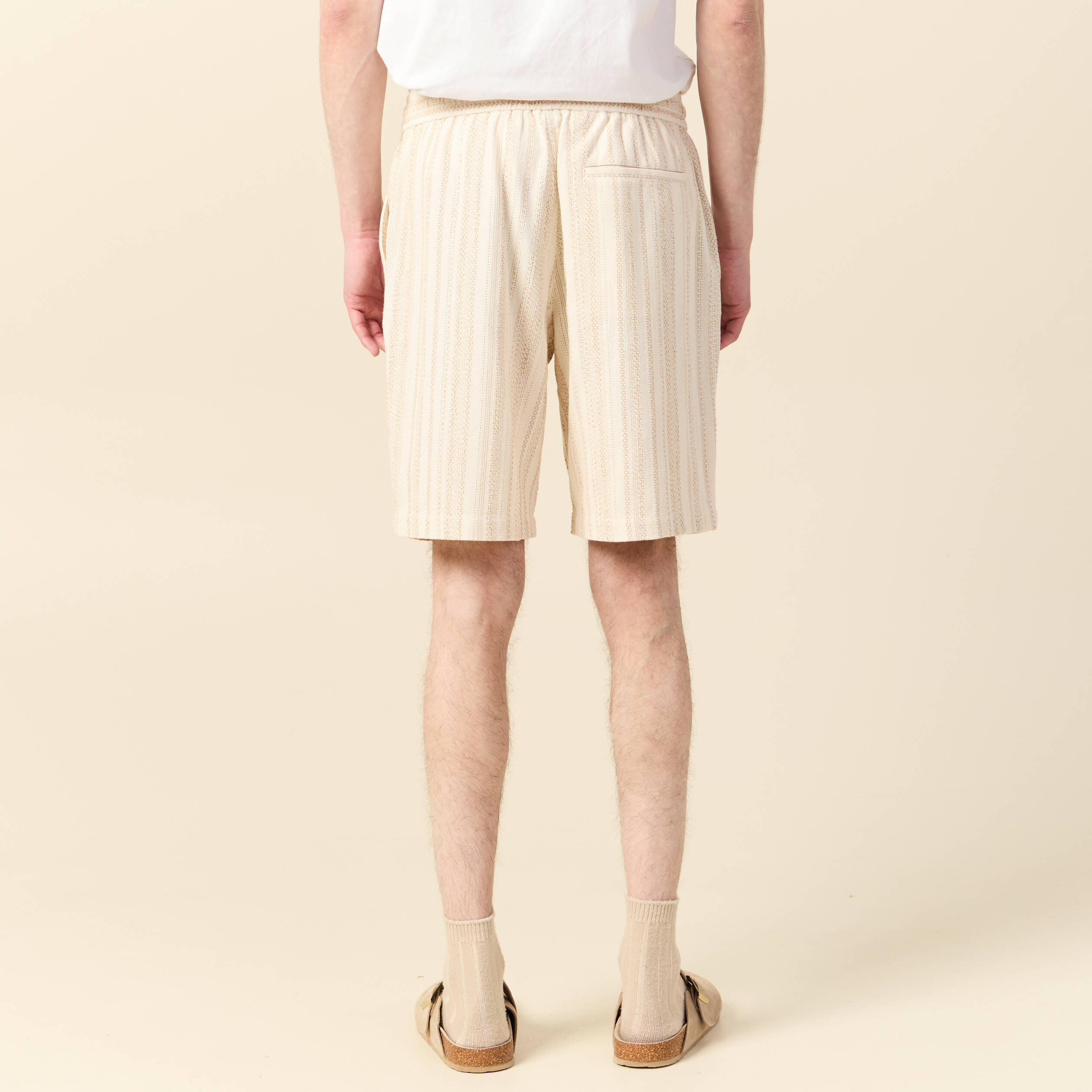 Short droit en tricot ecru homme