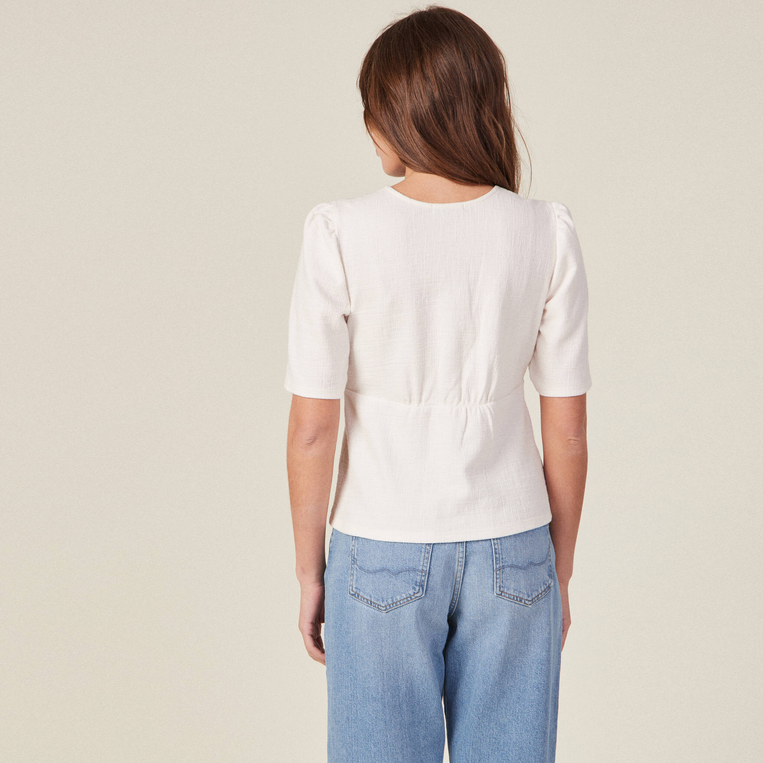 t shirt boutonne a manches courtes ecru femme T-shirt boutonné à manches courtes ecru femme