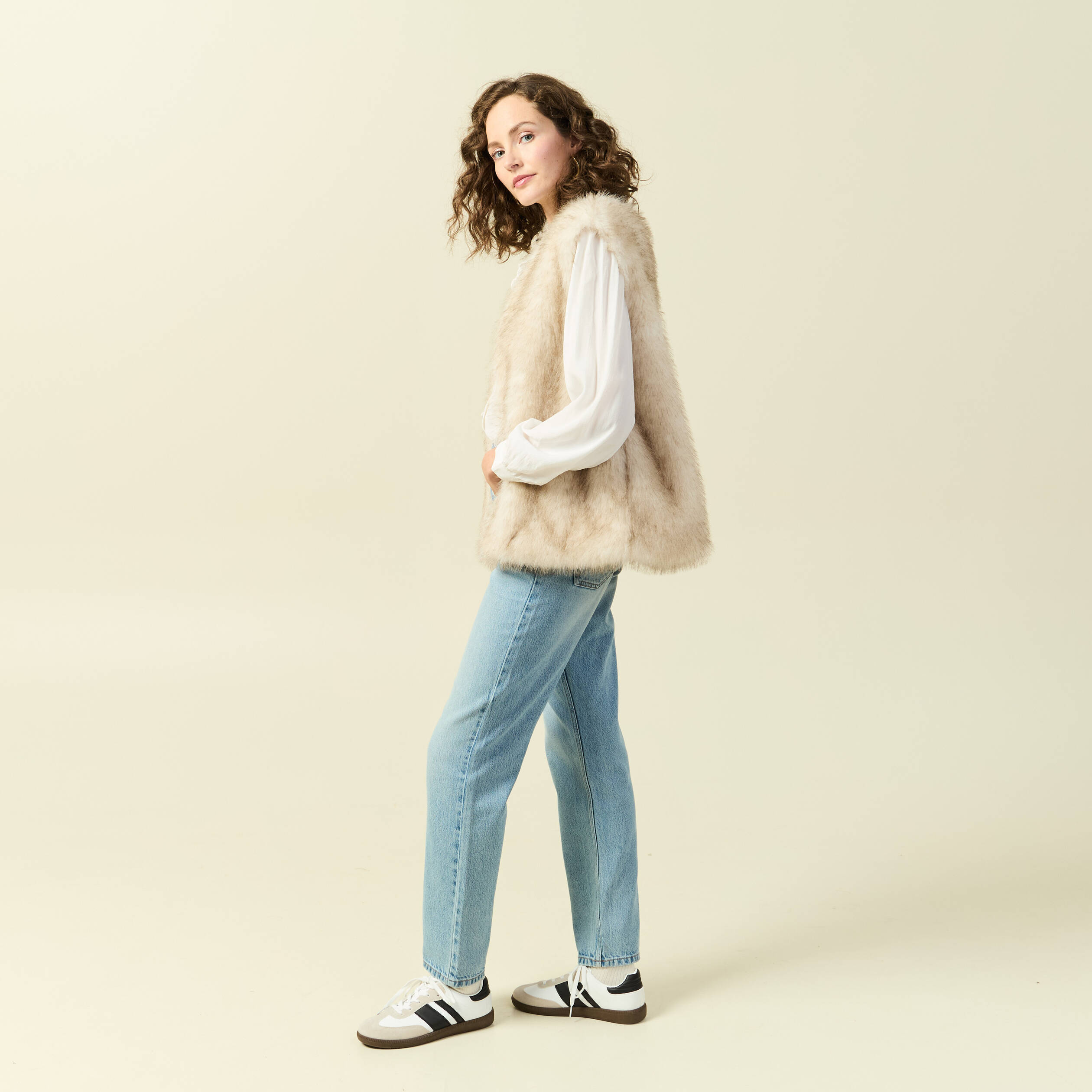 Gilet col tailleur manches longues creme femme