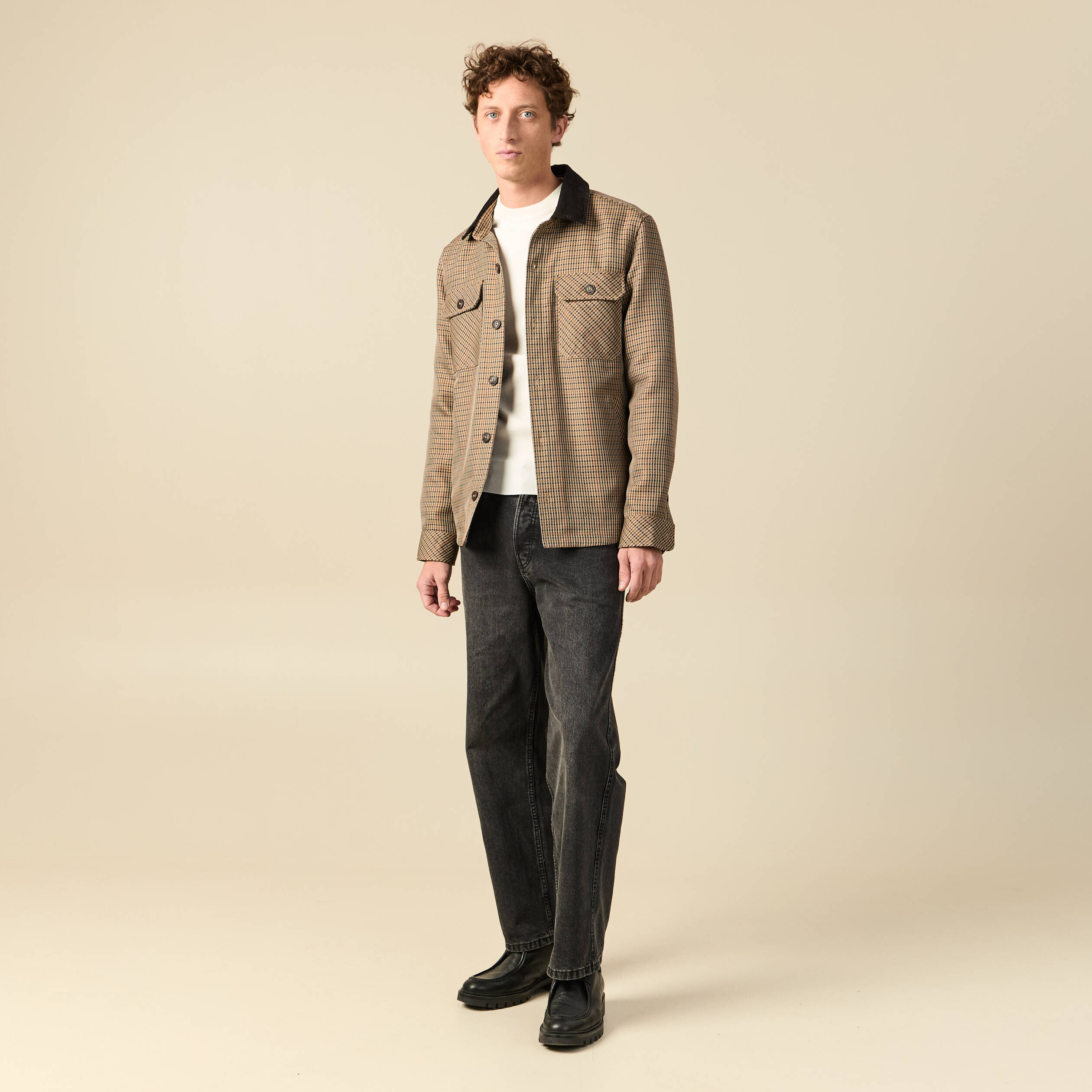 Pull fin col rond manches longues ecru homme