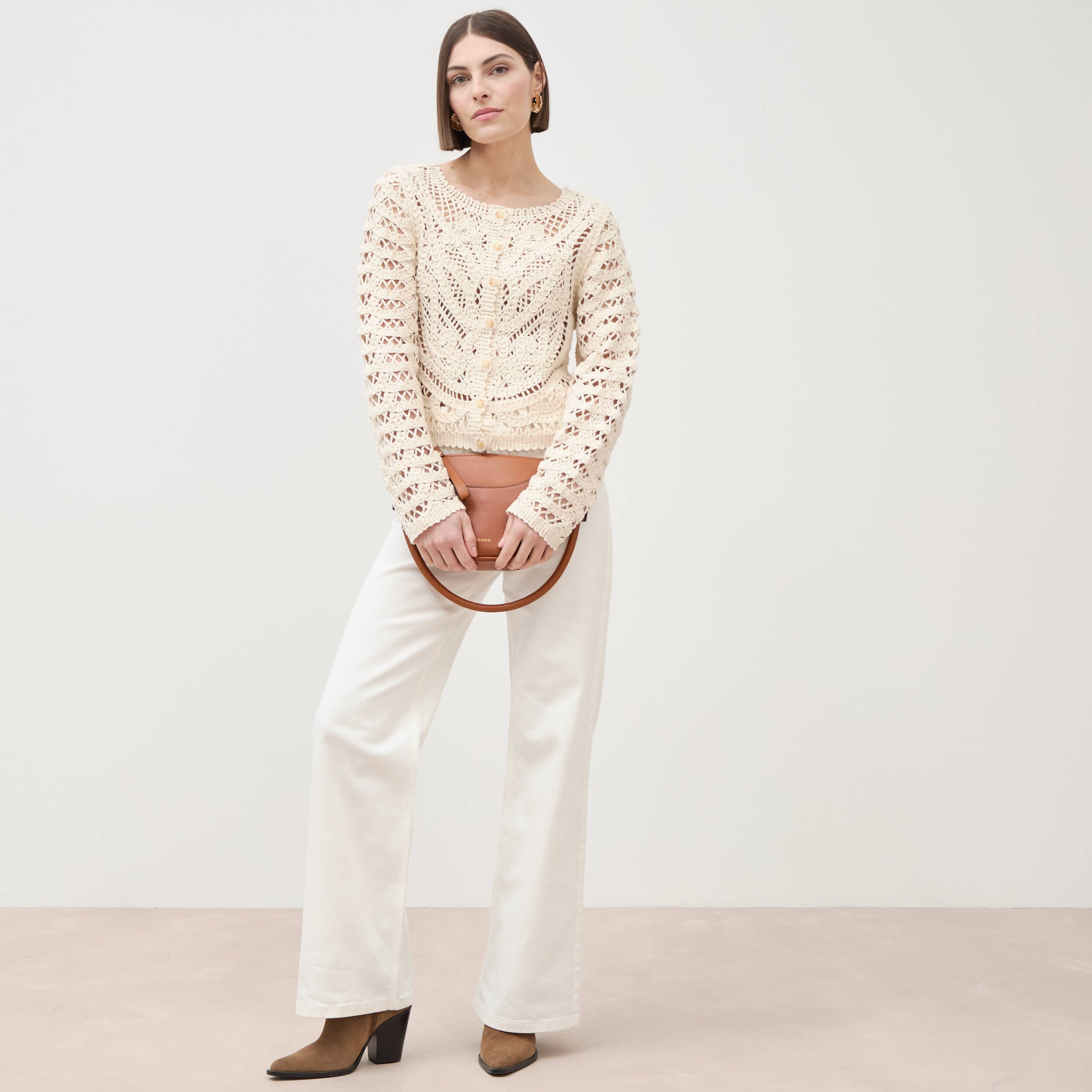 Cardigan droit court manches longues ecru femme
