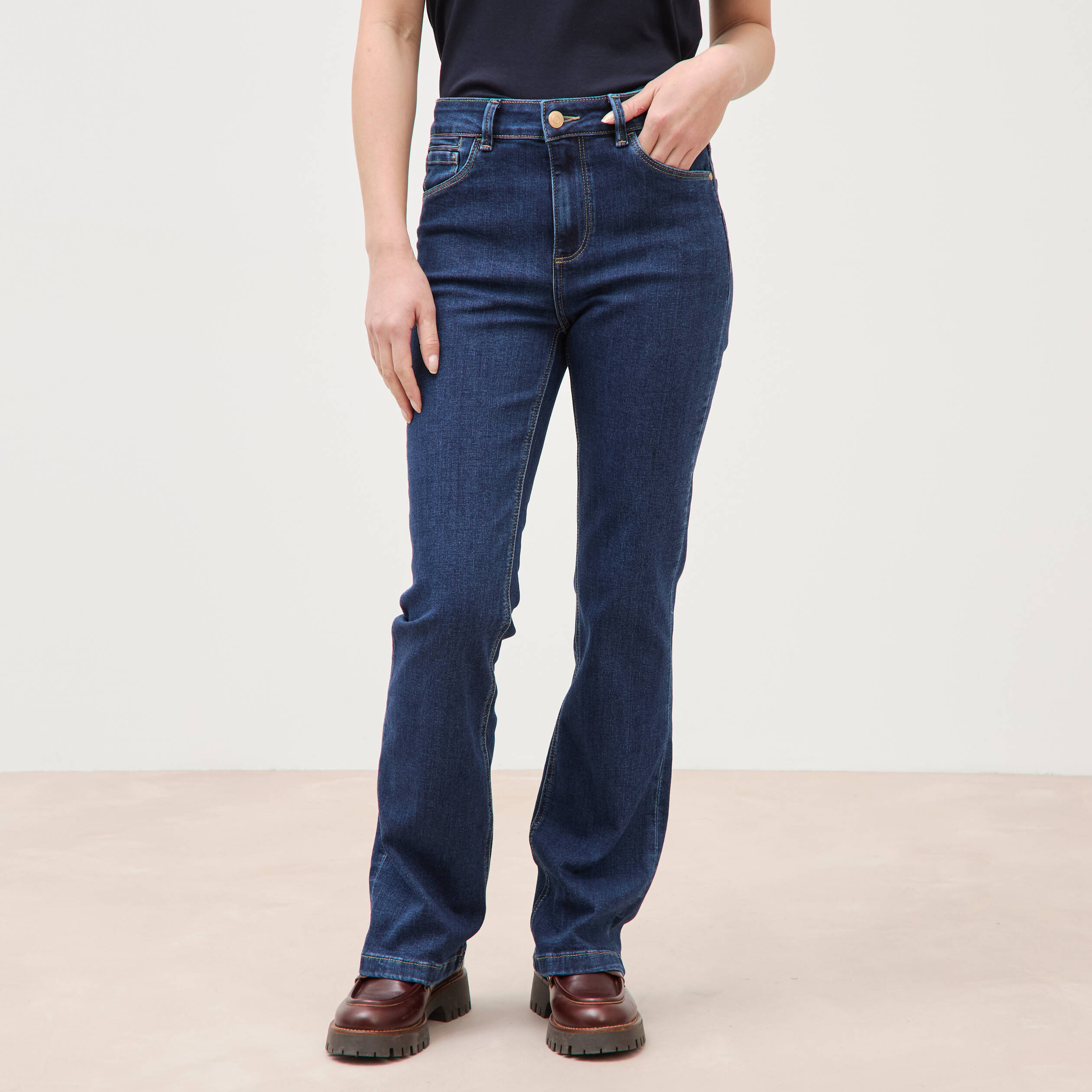Jeans bootcut denim brut femme