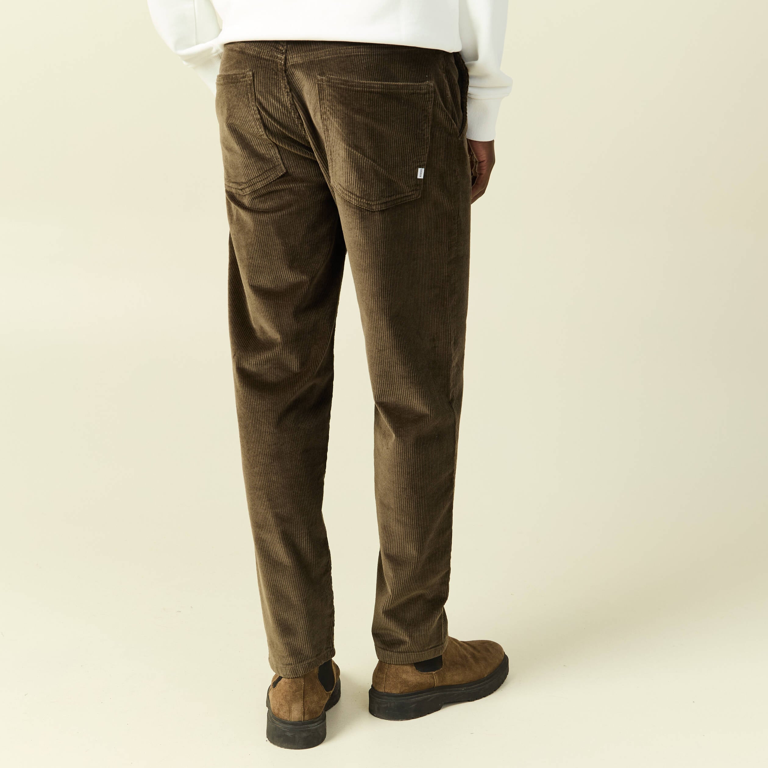 Pantalon droit en velours longueur 32 taupe homme