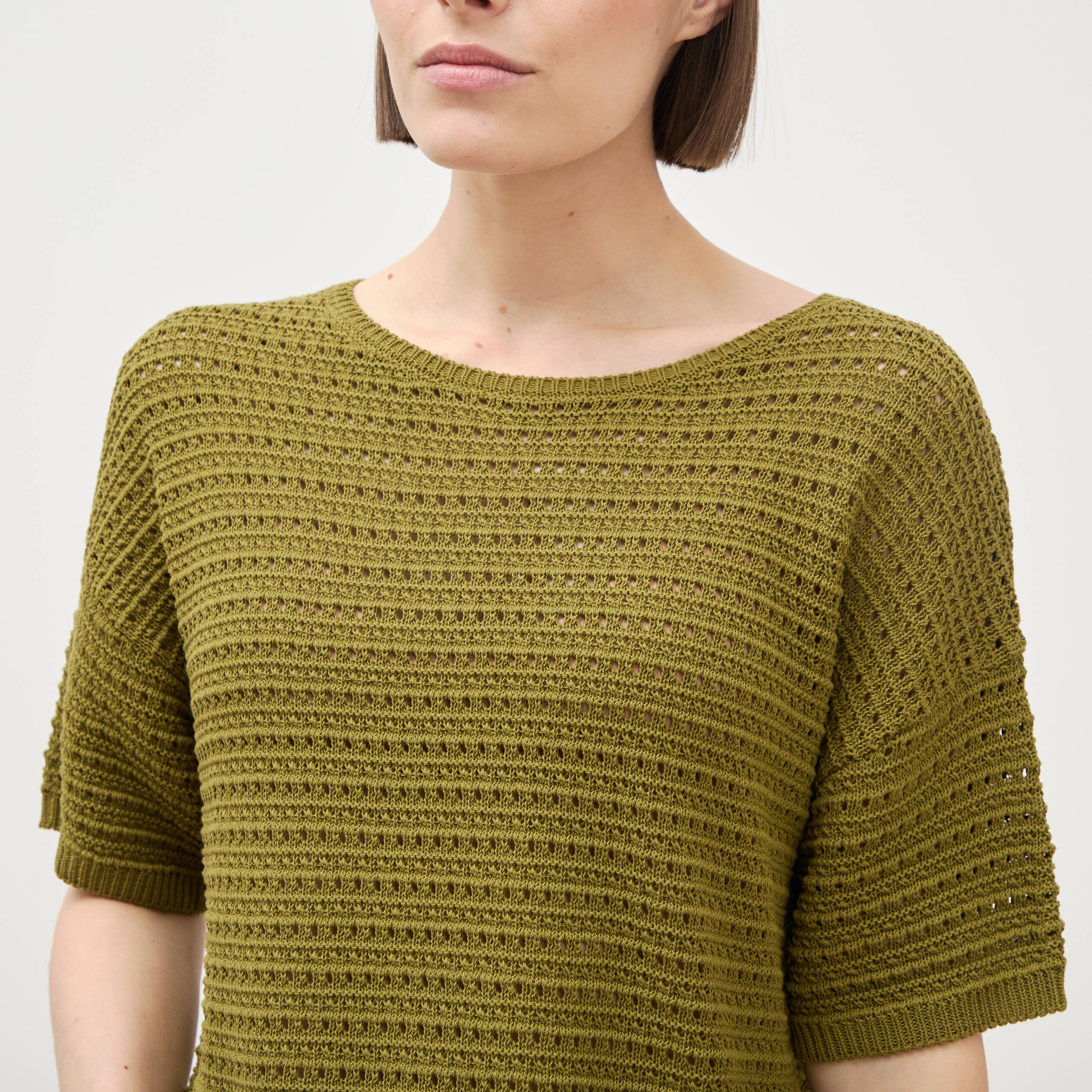 Pull col rond manches courtes vert kaki femme