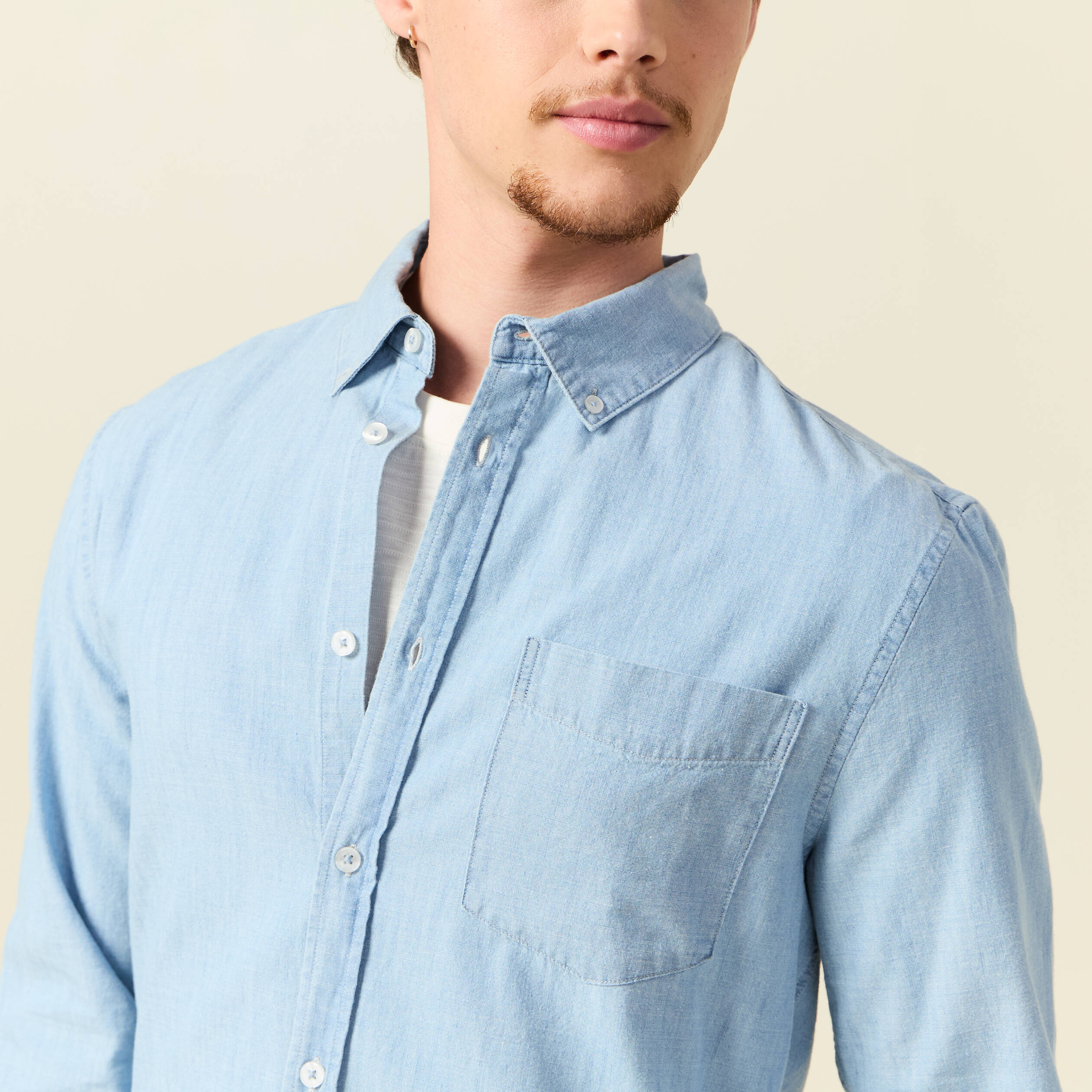 Chemise col classique manches longues bleu clair homme