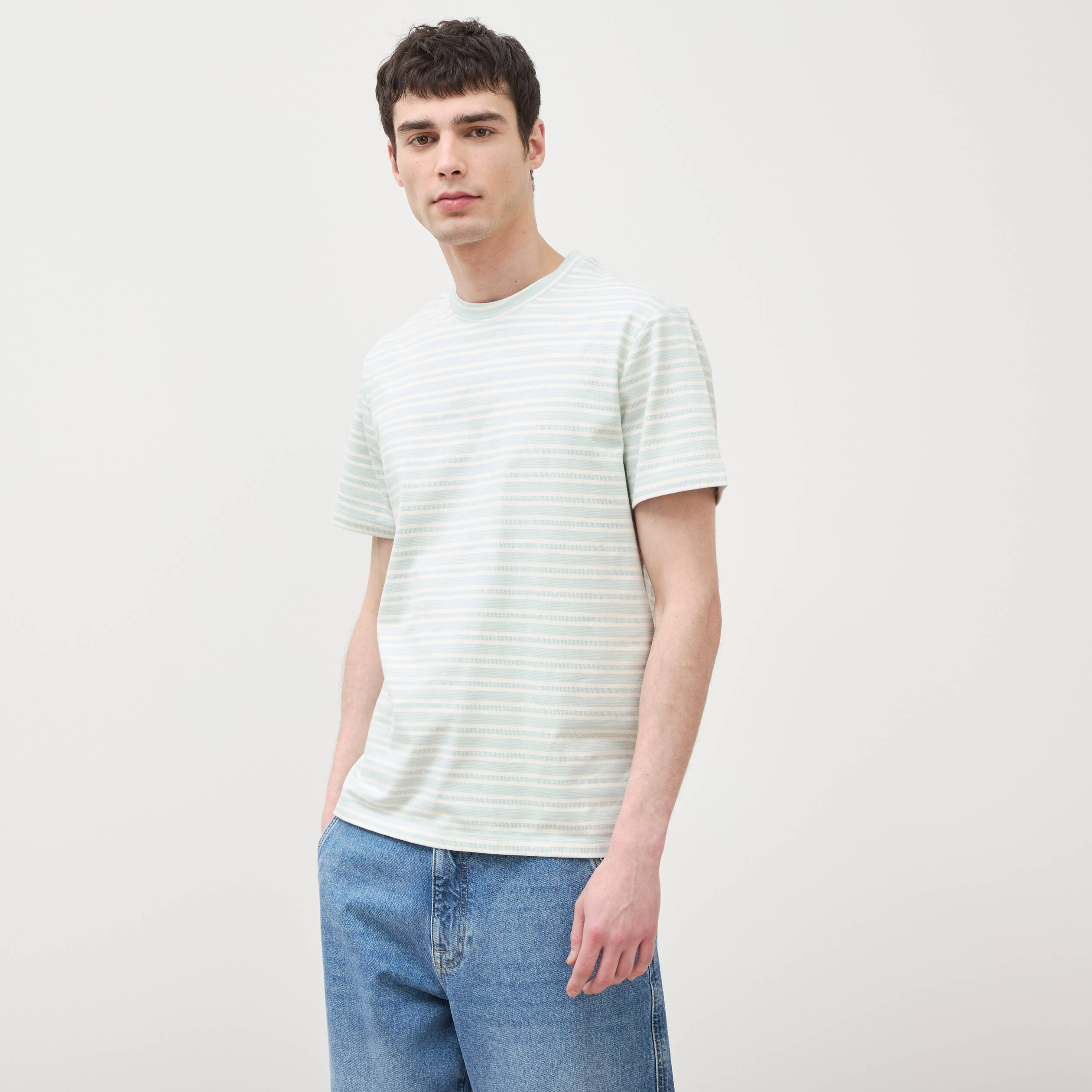 T-shirt ray&eacute; col rond manches courtes bleu gris homme