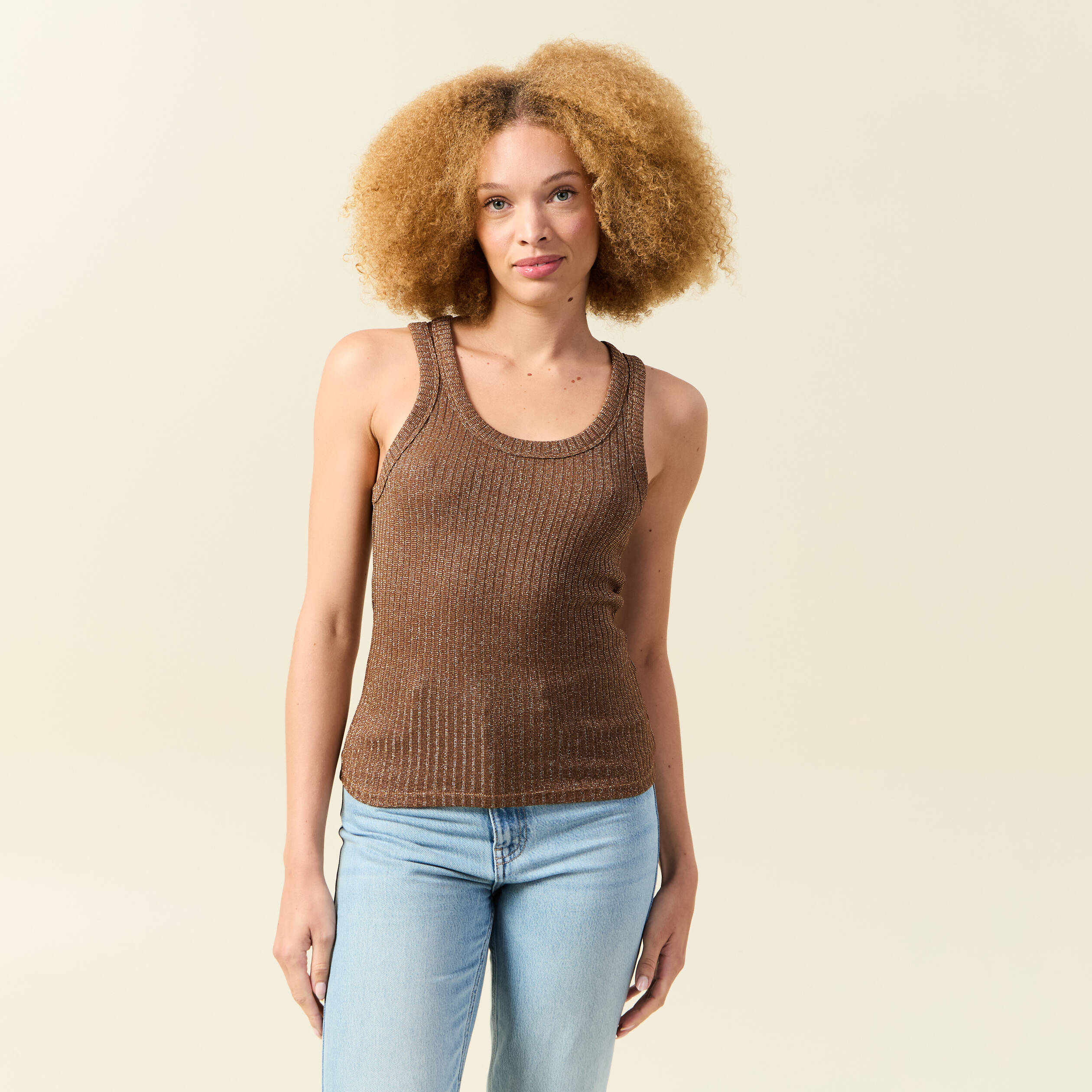 debardeur sans manches marron fonce femme Débardeur sans manches marron foncé femme
