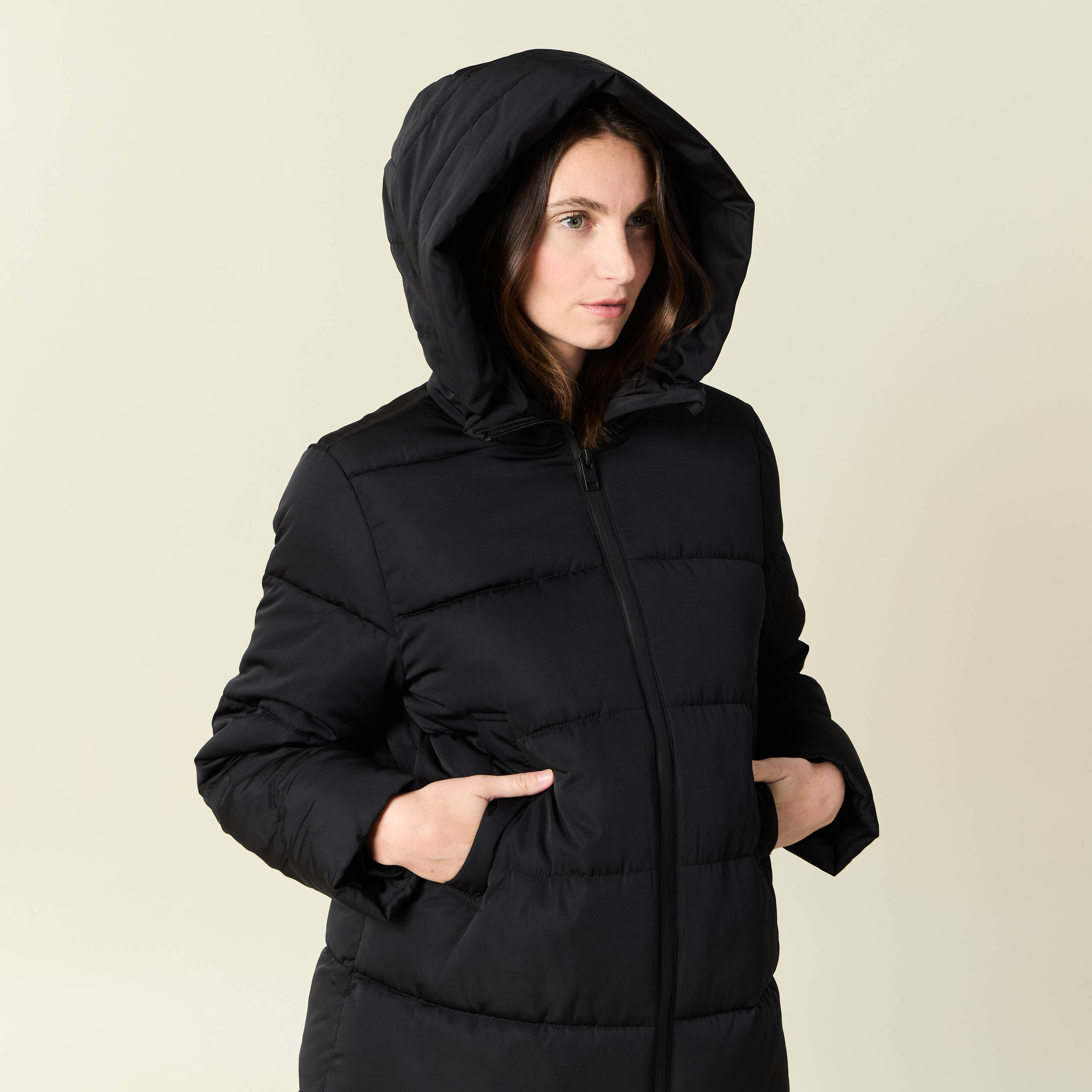 doudoune longue a capuche noir femme Doudoune longue à capuche noir femme