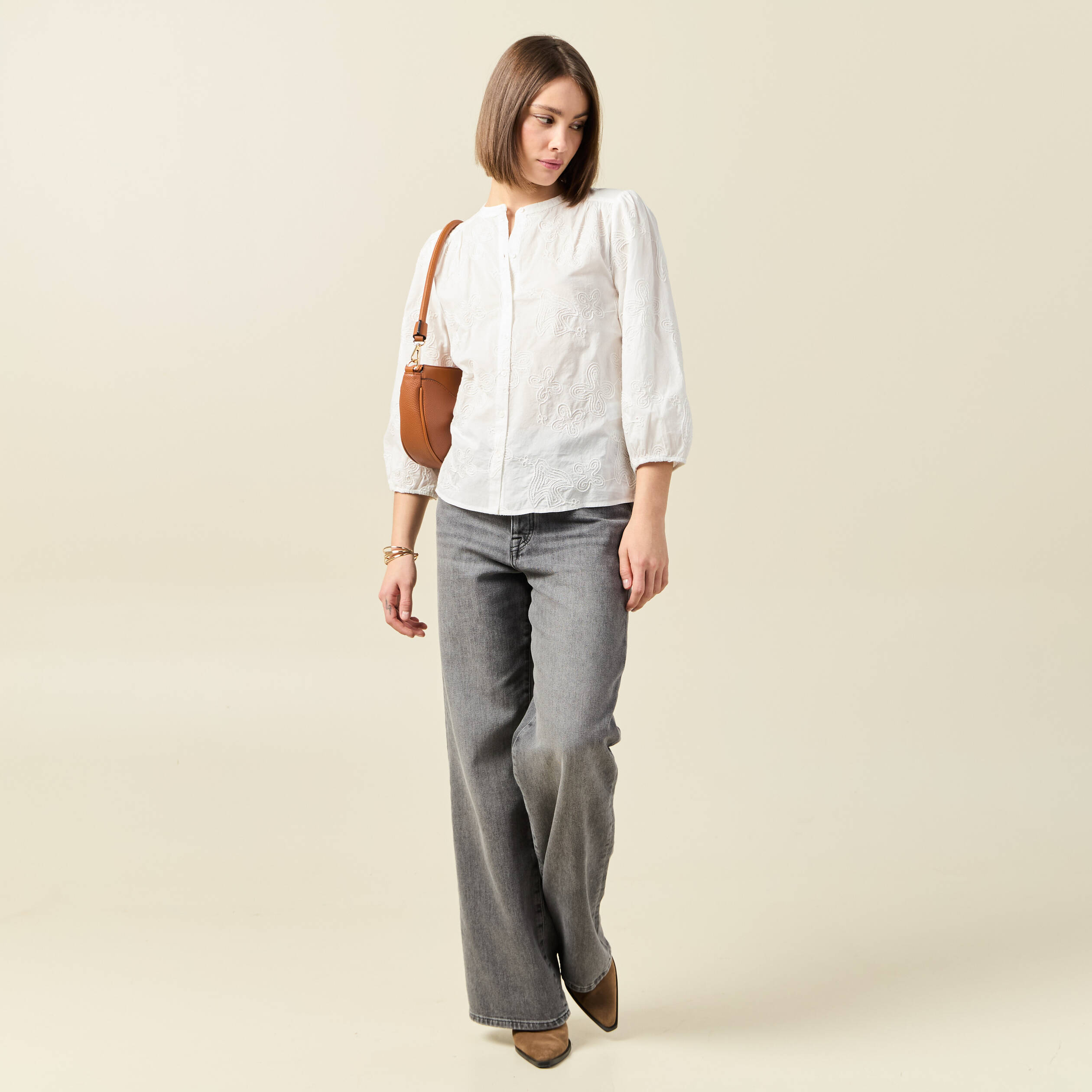 chemise manches 34 brodee ecru femme Chemise manches 3/4 brodée ecru femme