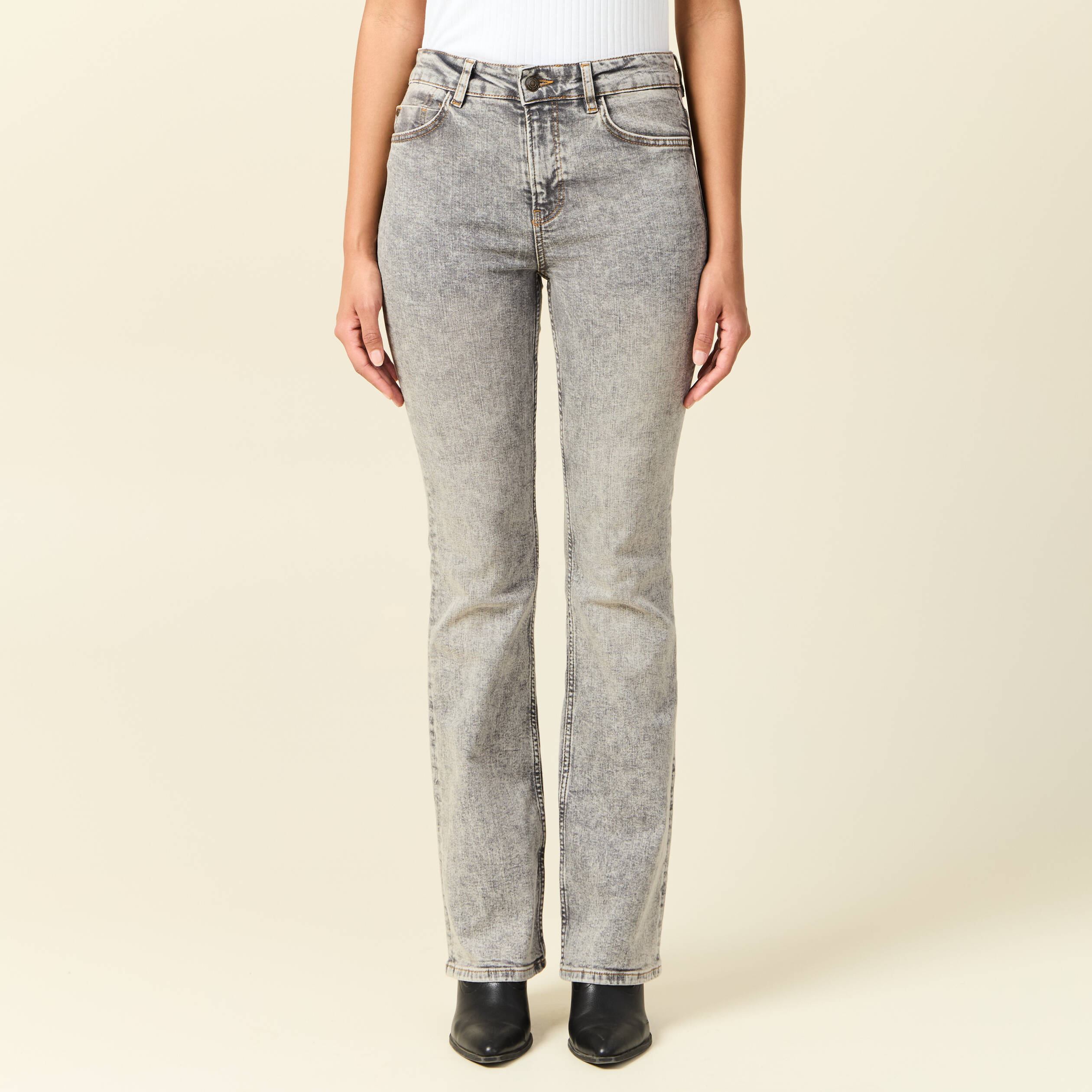 jeans bootcut denim gris clair femme Jeans bootcut denim gris clair femme