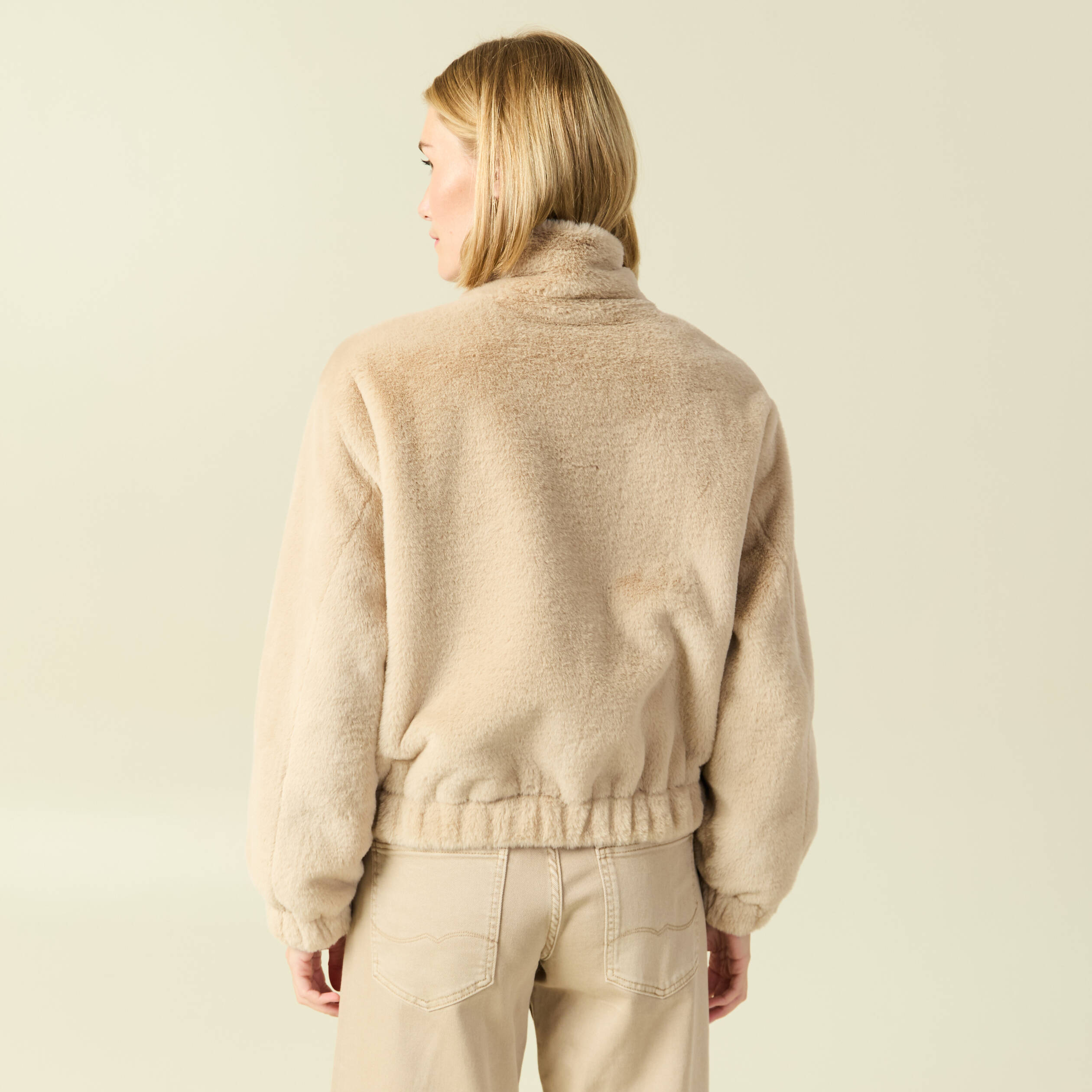 Veste droite courte col montant beige femme Bonobo