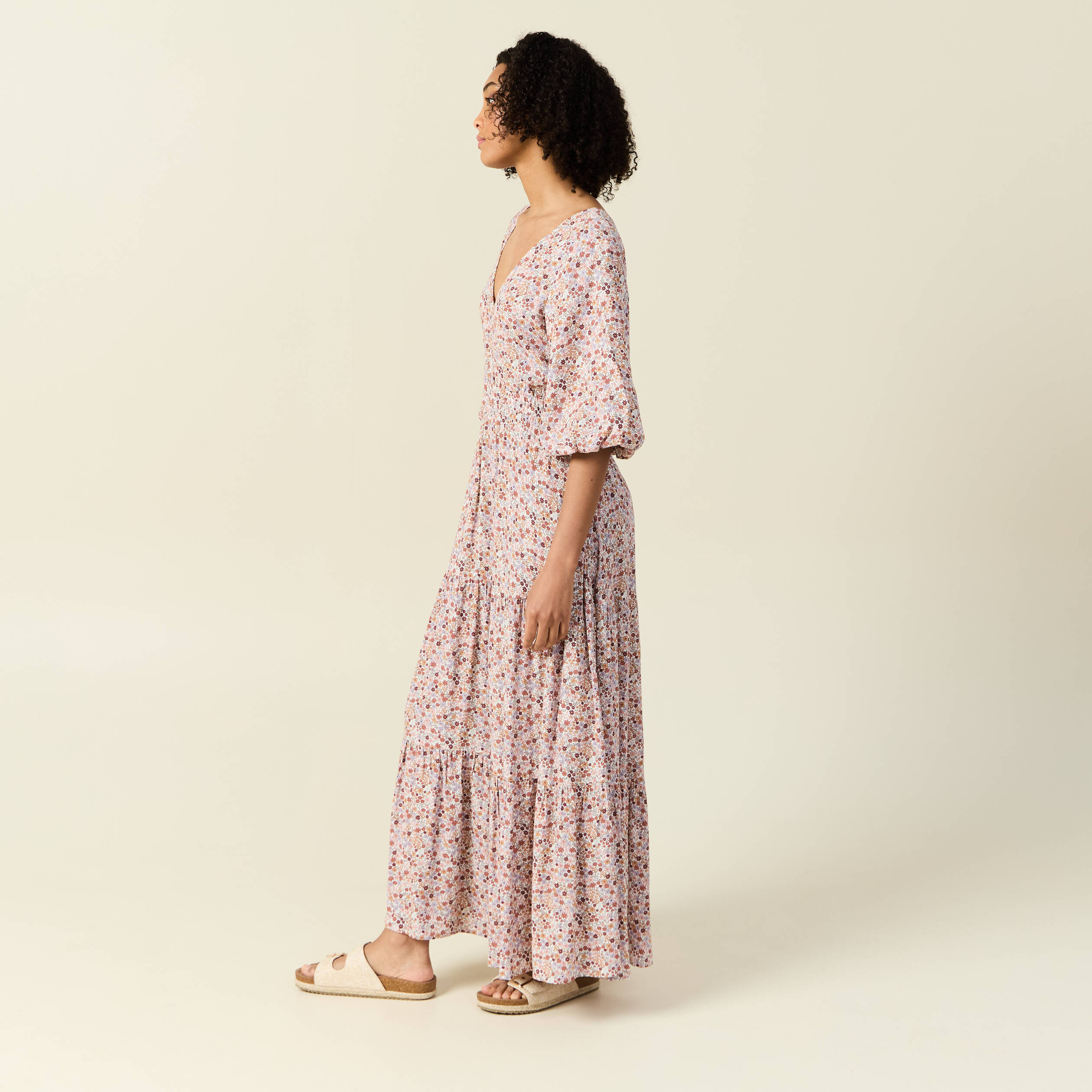 robe longue evasee ivoire femme Robe longue évasée ivoire femme