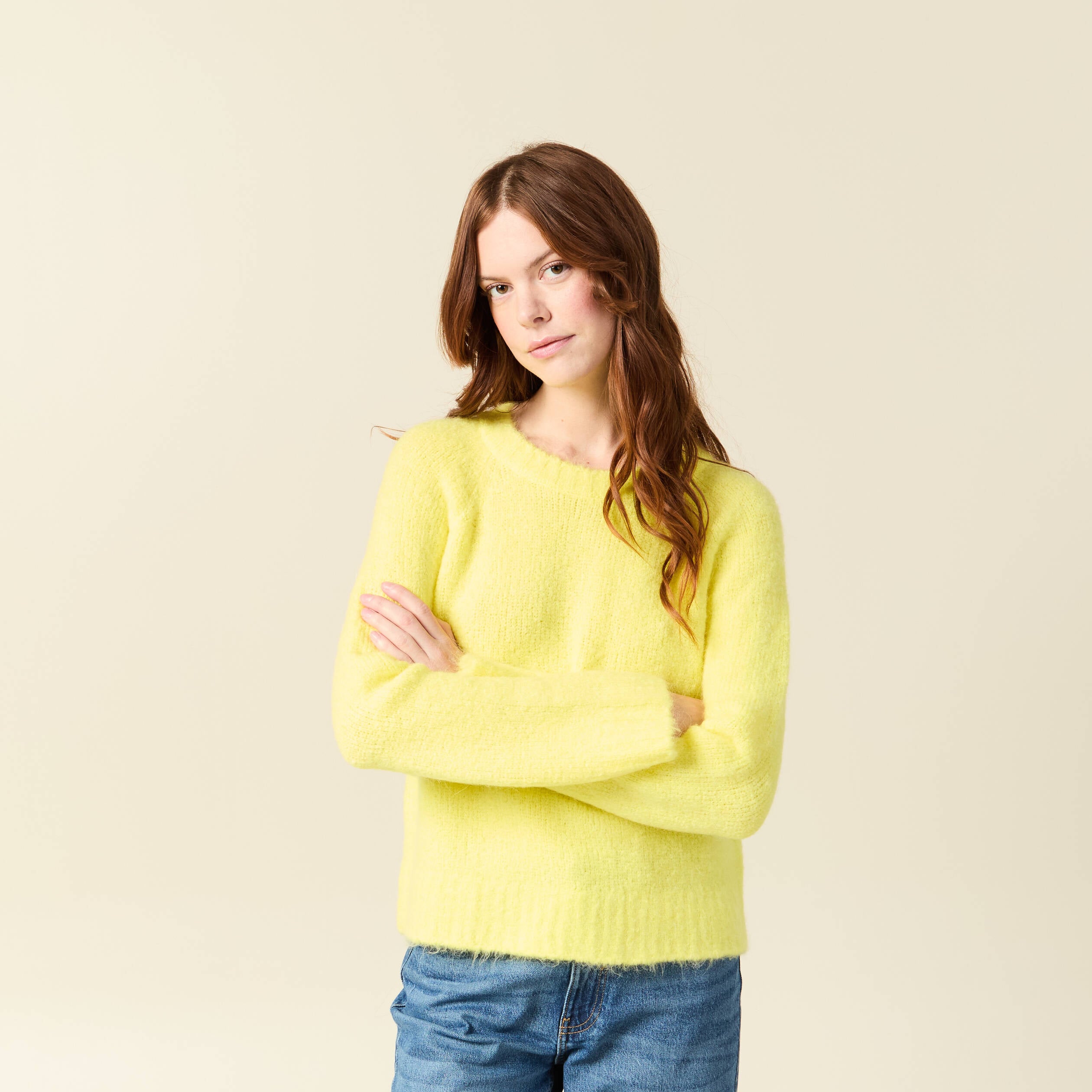 Pull manches longues col rond jaune femme