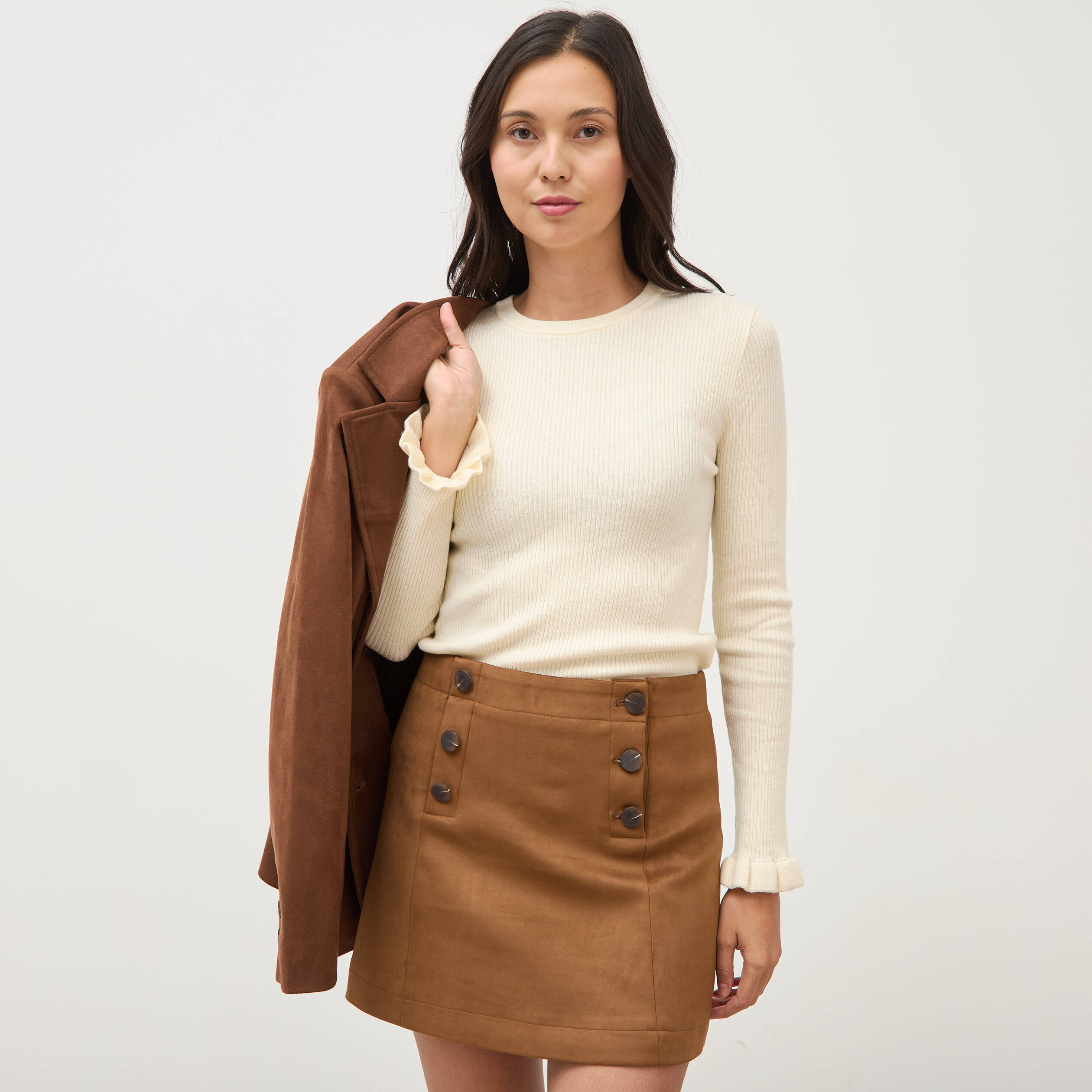 Pull cintr&eacute; col rond manches longues creme femme