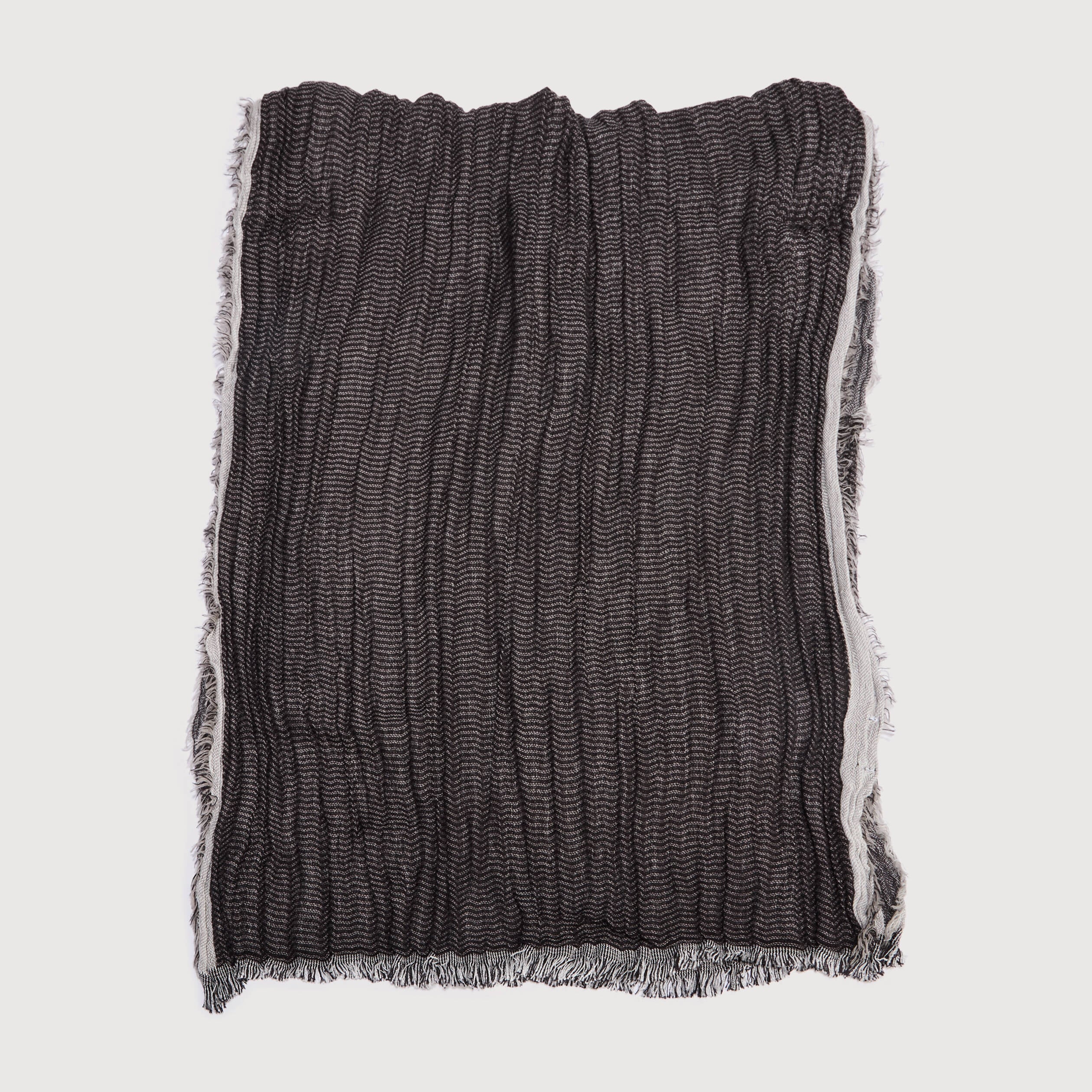 Foulard froiss&eacute; noir homme