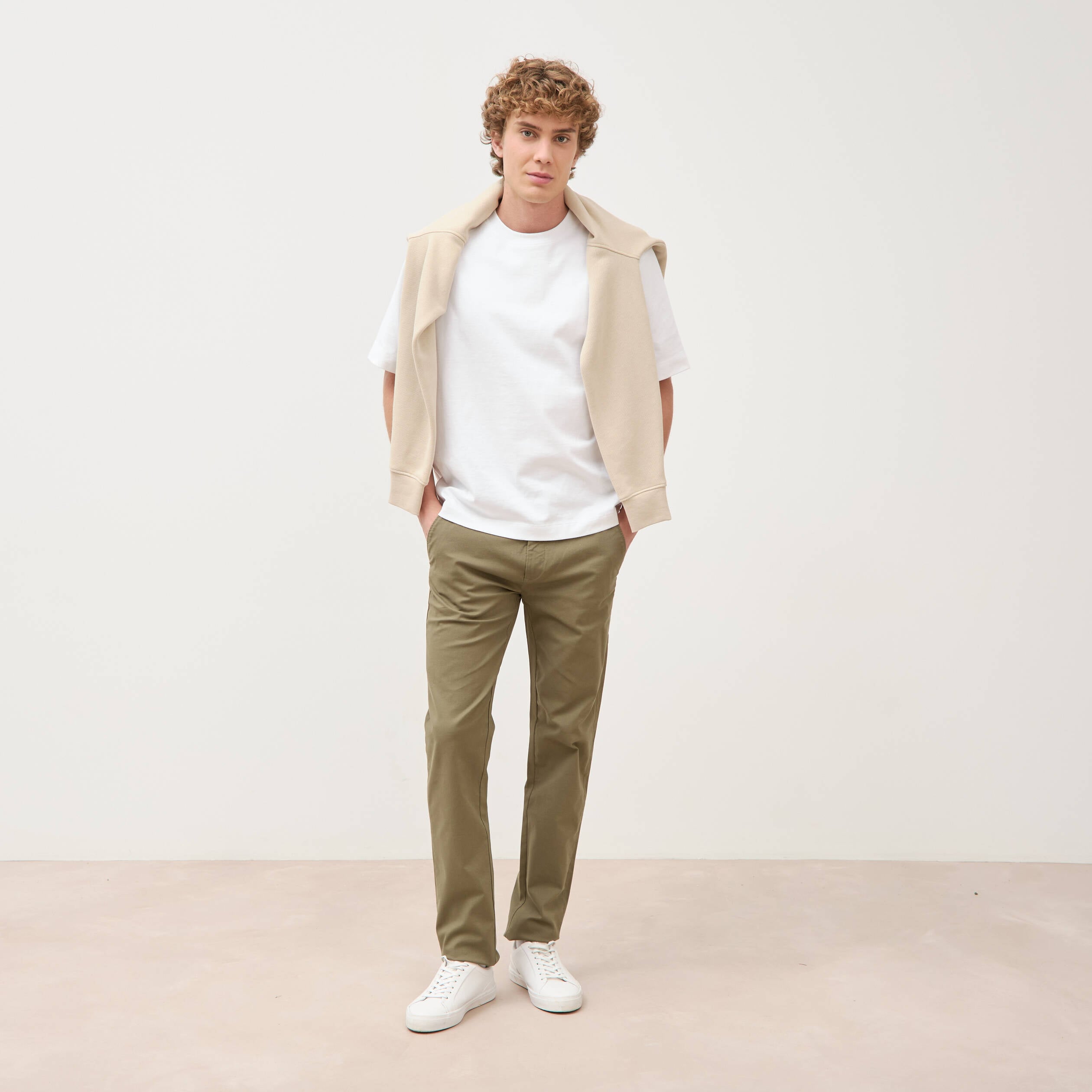 Pantalon chino slim taupe homme