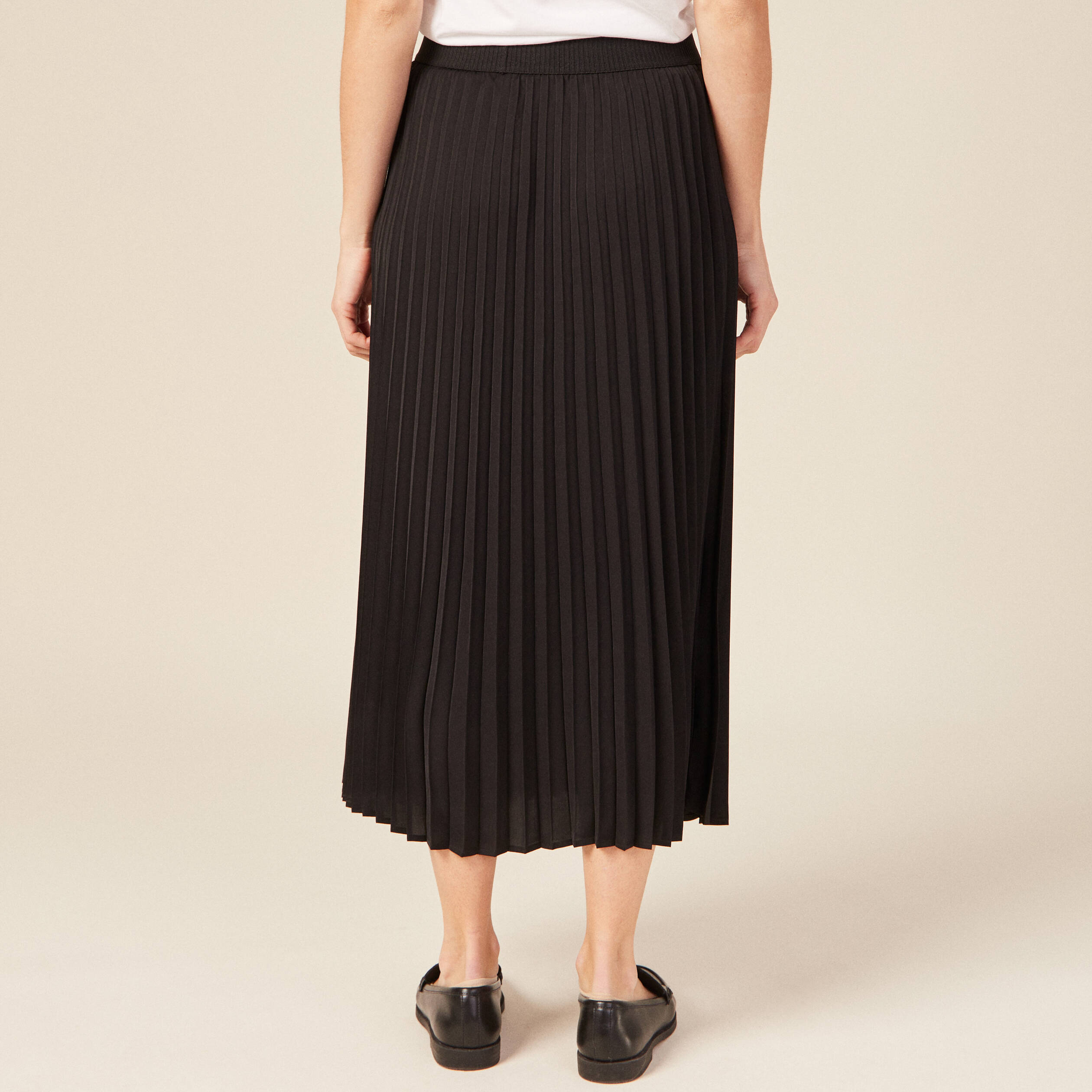 jupe longue evasee plissee noir femme Jupe longue évasée plissée noir femme
