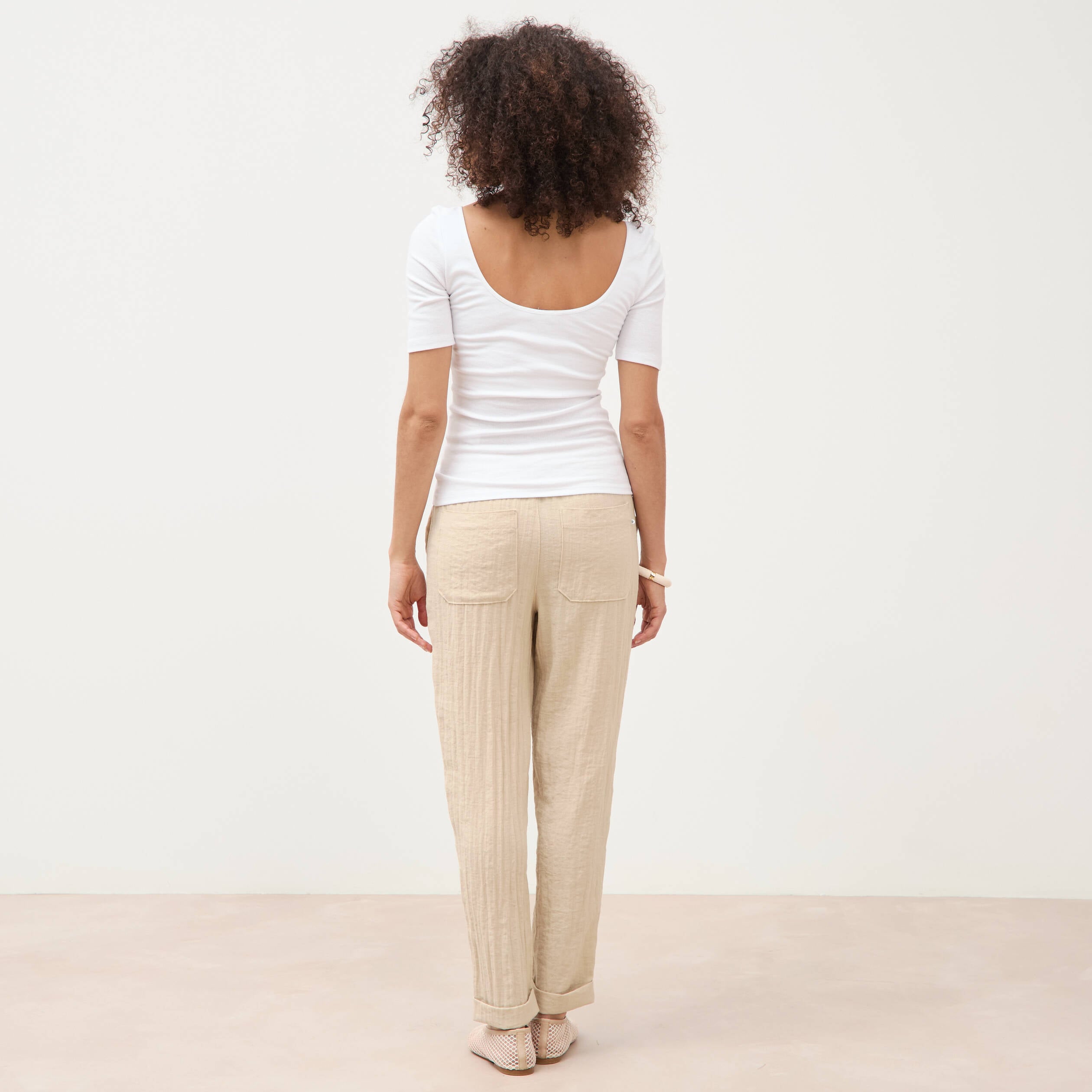 T-shirt ajust&eacute; avec brassi&egrave;re int&eacute;gr&eacute;e blanc femme